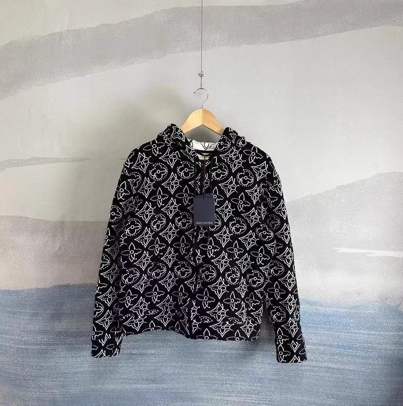 Louis Vuitton LV Full Print Zip Hoodie Size M-yf Size US M / EU 48-50 / 2 - 1 Thumbnail