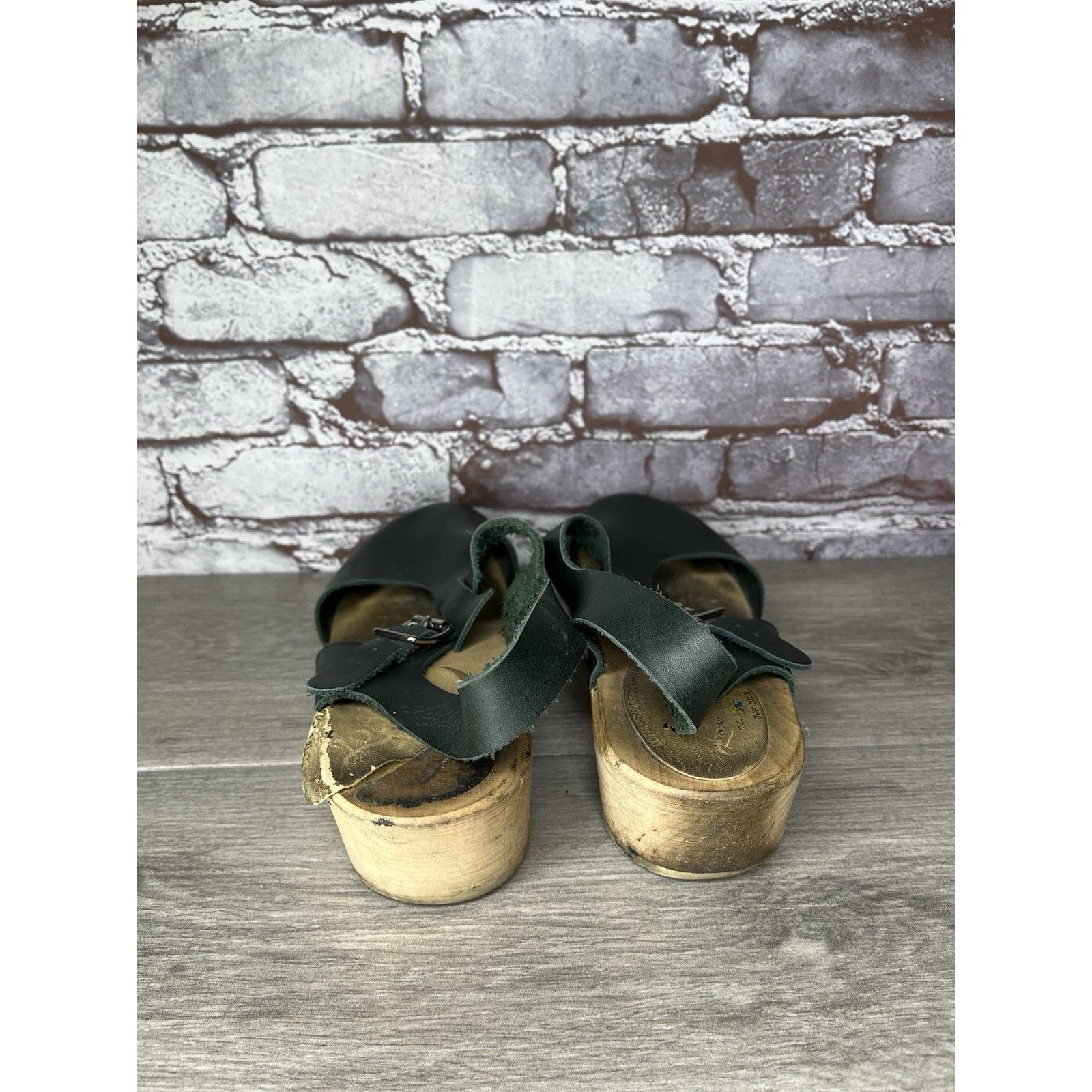 Swedish Hasbeens Swedish Hasbeens Black Leather T-Strap Wooden Clogs Shoes Wo Size US 10.5 / IT 40.5 - 5 Thumbnail