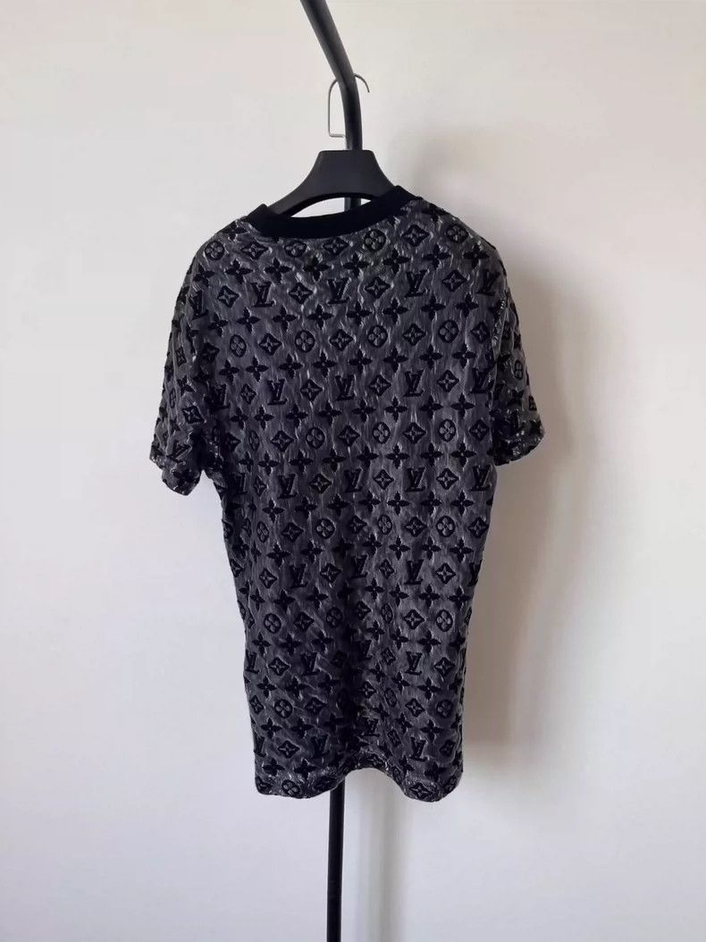 Louis Vuitton Louis Vuitton FW22 Full Logo Crew Neck Loose Short Sleeve Size US M / EU 48-50 / 2 - 2 Thumbnail