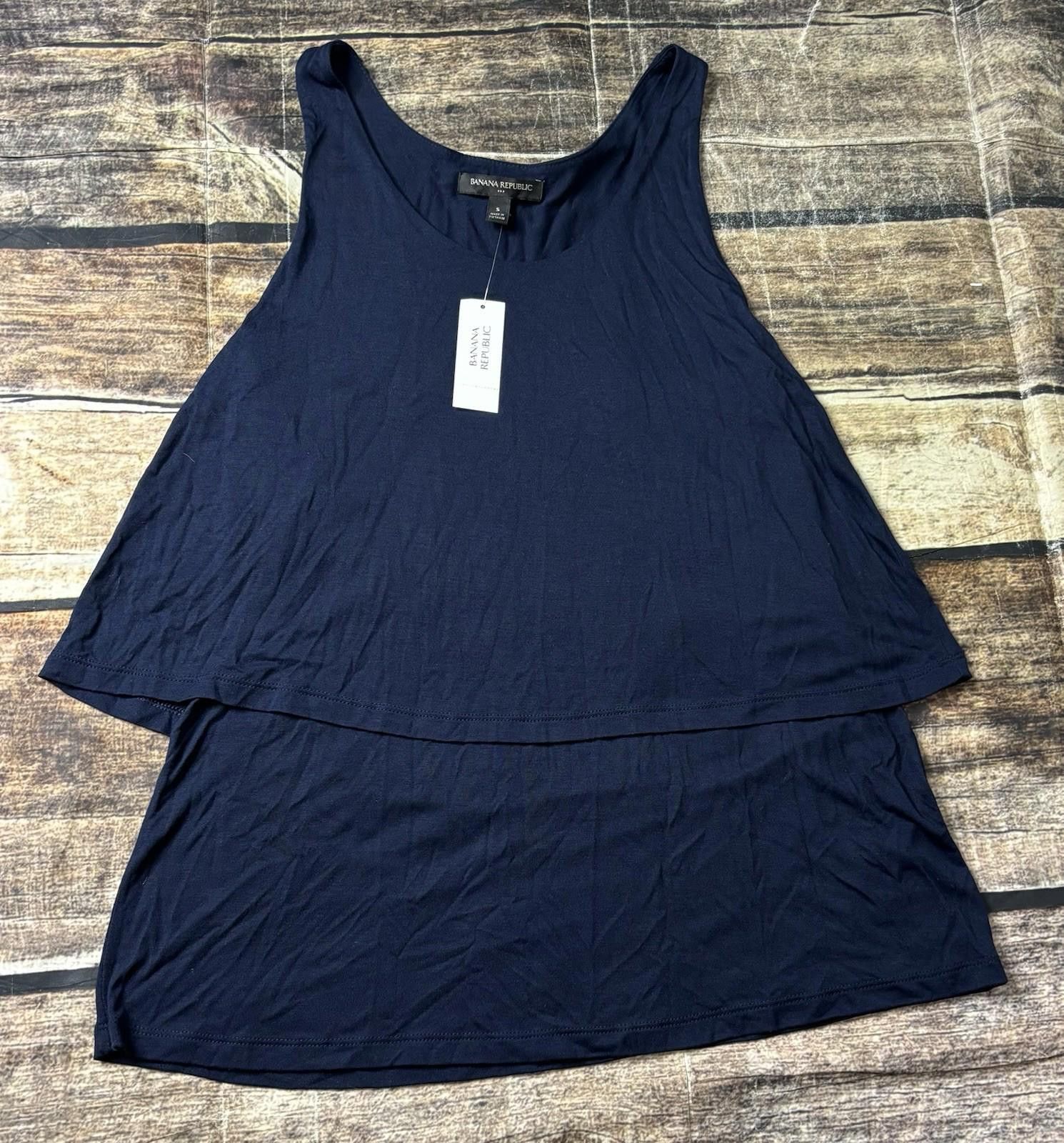 Banana Republic Banana Republic Top Women's Small Navy Overlay Layer NEW Size S / US 4 / IT 40 - 1 Thumbnail