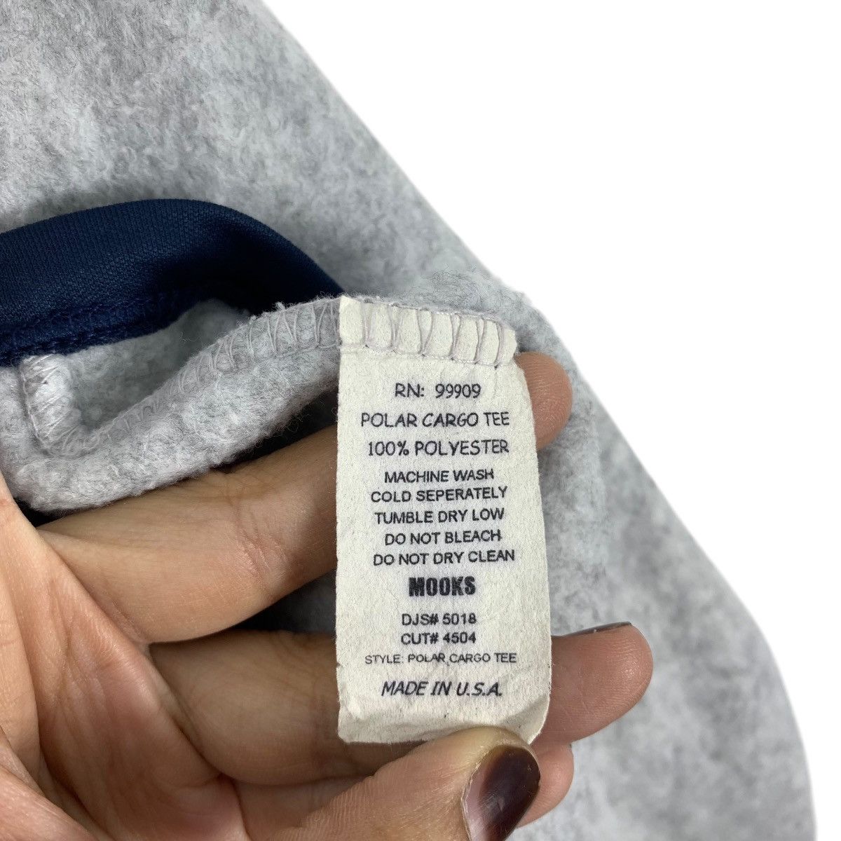Vintage Vintage MOOKS Made In Usa Casualwear Small Logo Sweatshirt Size US L / EU 52-54 / 3 - 6 Thumbnail