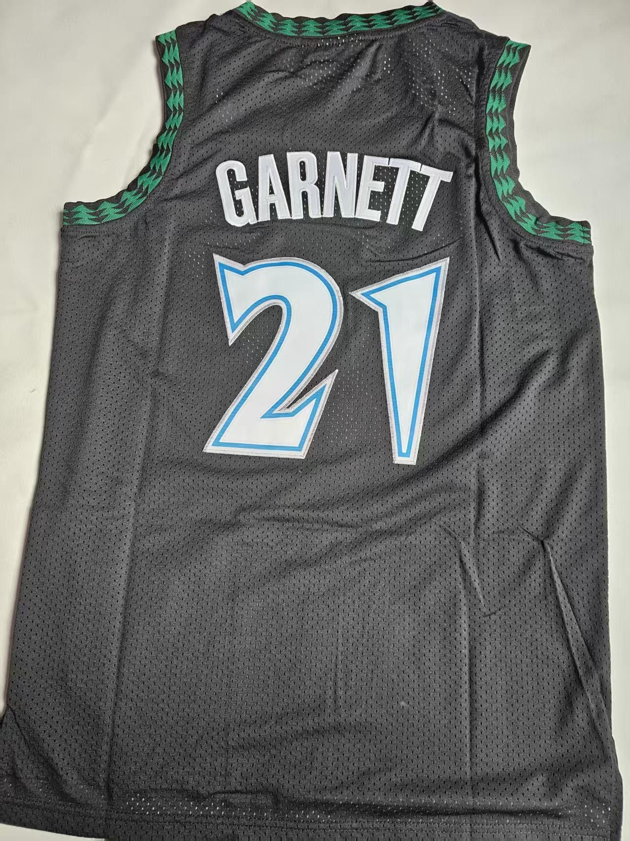 NBA Minnesota Timberwolves Kevin Garnett Jersey Black Size US XL / EU 56 / 4 - 1 Thumbnail