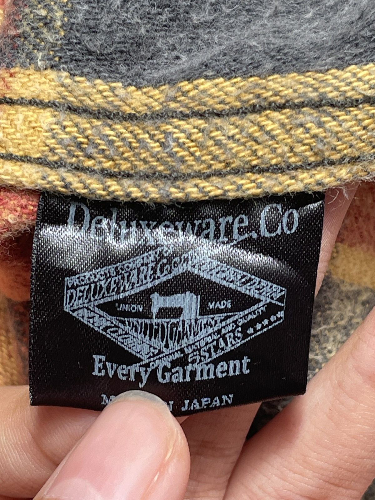 Japanese Brand × Vintage Rare Design Vintage Japanese Brand Deluxe Wave Shirt 2000s Size US M / EU 48-50 / 2 - 10 Thumbnail