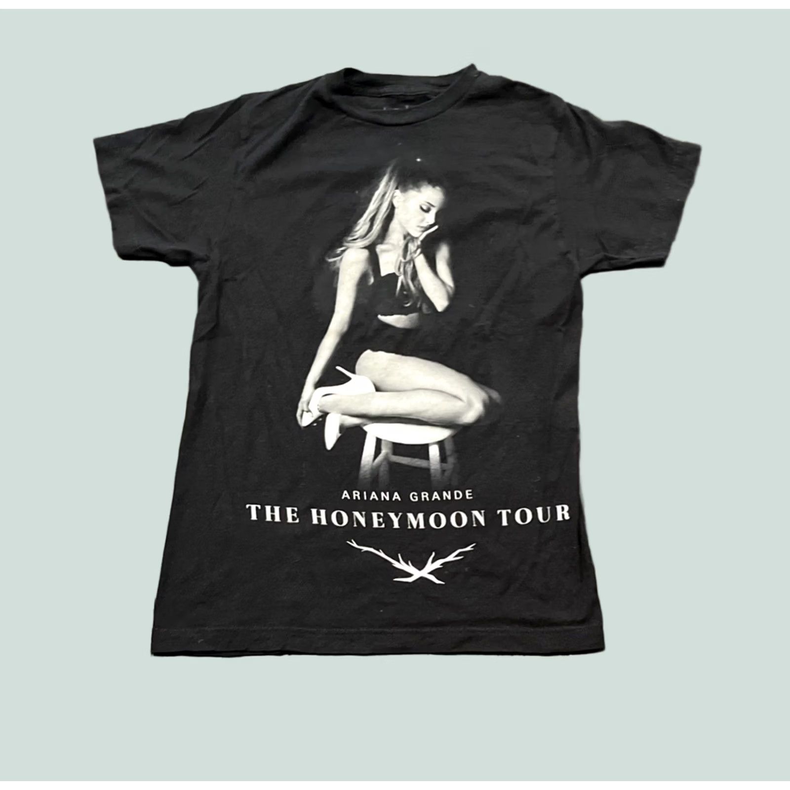 Ariana Grande Honeymoon Tour Shirt | Grailed