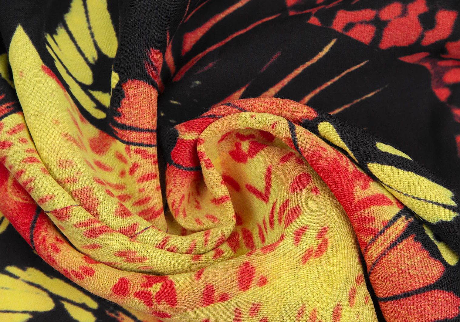 Jean Paul Gaultier Rayon Butterfly Graphic Shirt in Black Yellow Red Size US M / EU 48-50 / 2 - 14 Thumbnail