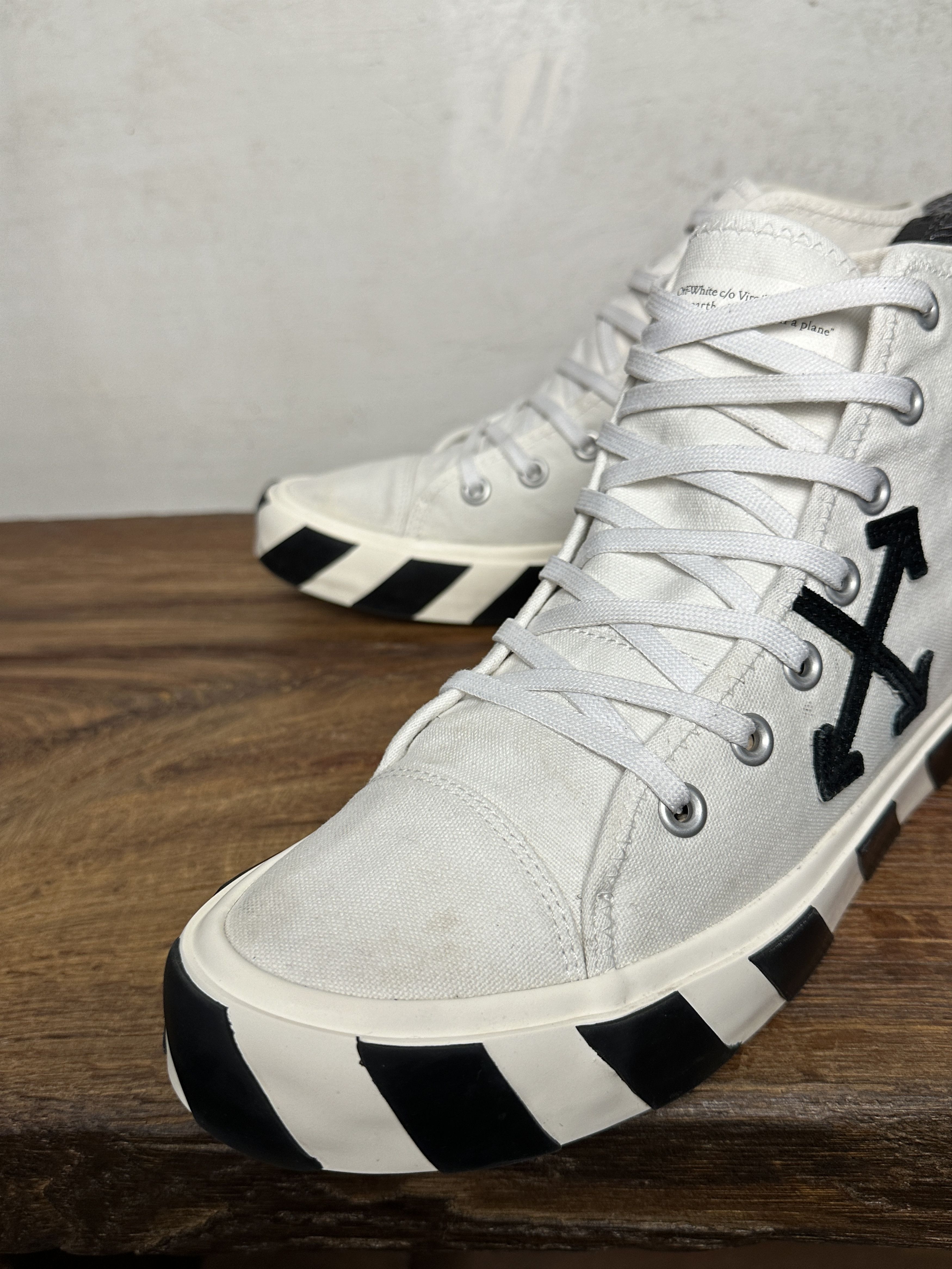 Off-White Off-White Mid Top Vulcanised Sneaker White Size US 10 / EU 43 - 5 Thumbnail