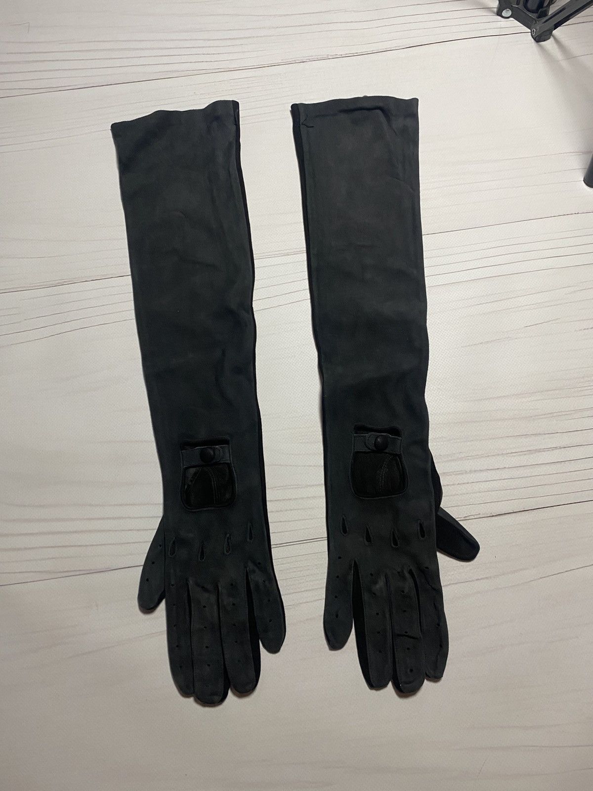 Marni Vintage Marni Black Leather Long Gloves Size 7.5 Size ONE SIZE - 2 Thumbnail