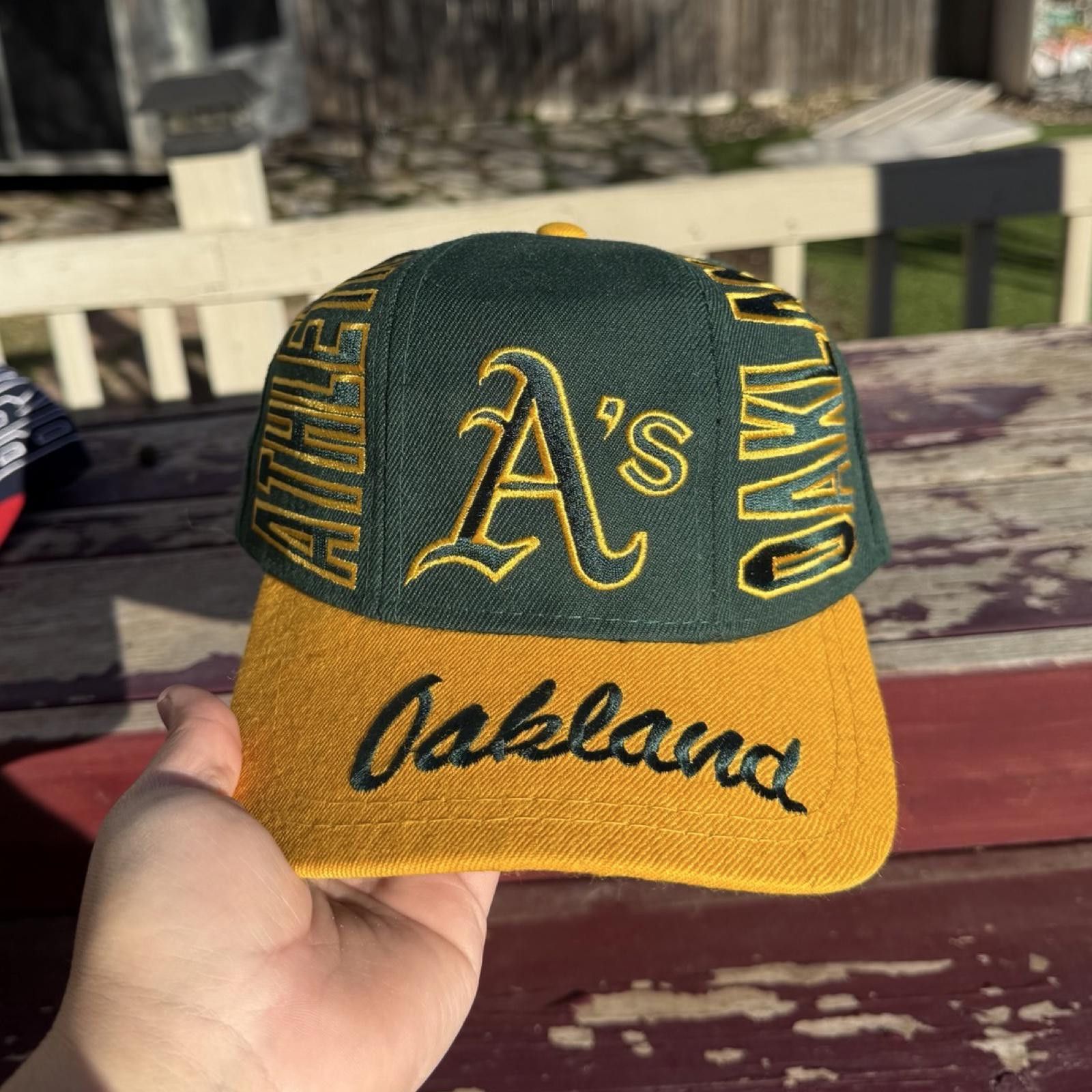 Designer 90s Oakland Athletics Hat Size ONE SIZE - 1 Thumbnail