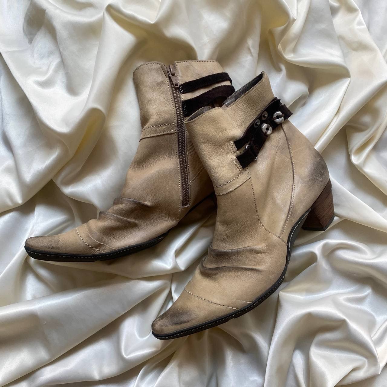 Vintage Vintage leather beige cowboy boots Size US 6 / IT 36 - 1 Thumbnail