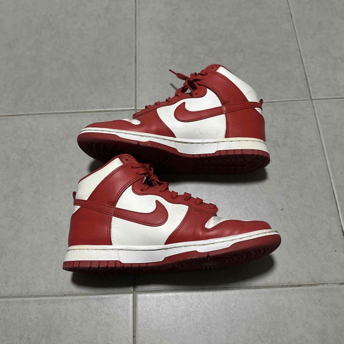 Nike Nike Dunk High University Red Size US 8 / EU 41 - 2 Thumbnail