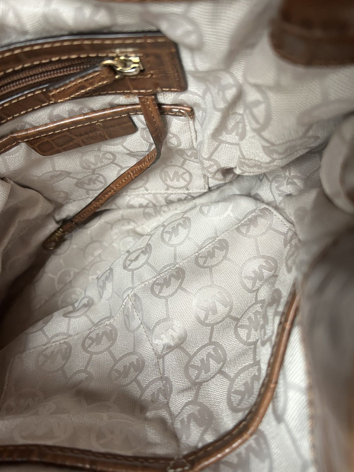 Michael Kors Michael Kors Hamilton-Zebra Canvas & Whipstitch Croc Leather Size ONE SIZE - 12 Thumbnail