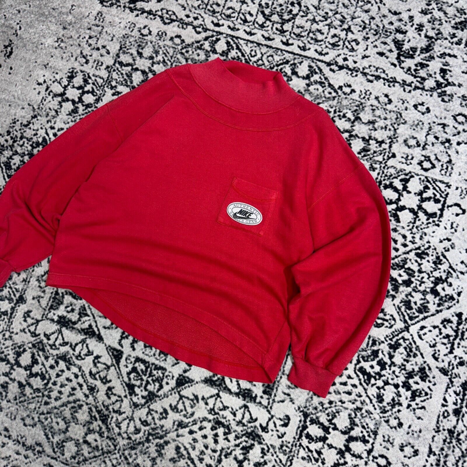 Nike × Vintage Vintage Nike Unisex Red Cotton Crewneck Size S Y2K 90s 80s Size US S / EU 44-46 / 1 - 2 Thumbnail