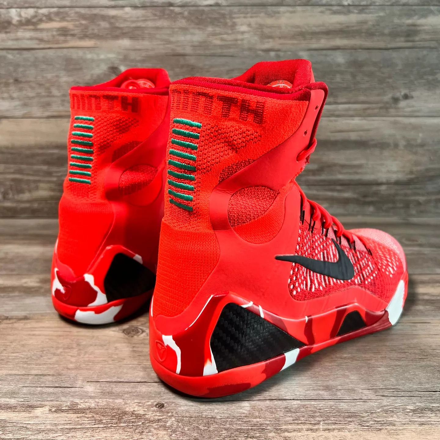 Nike Nike Kobe 9 Xmas Red/White 43 Size US 9.5 / EU 42-43 - 3 Thumbnail