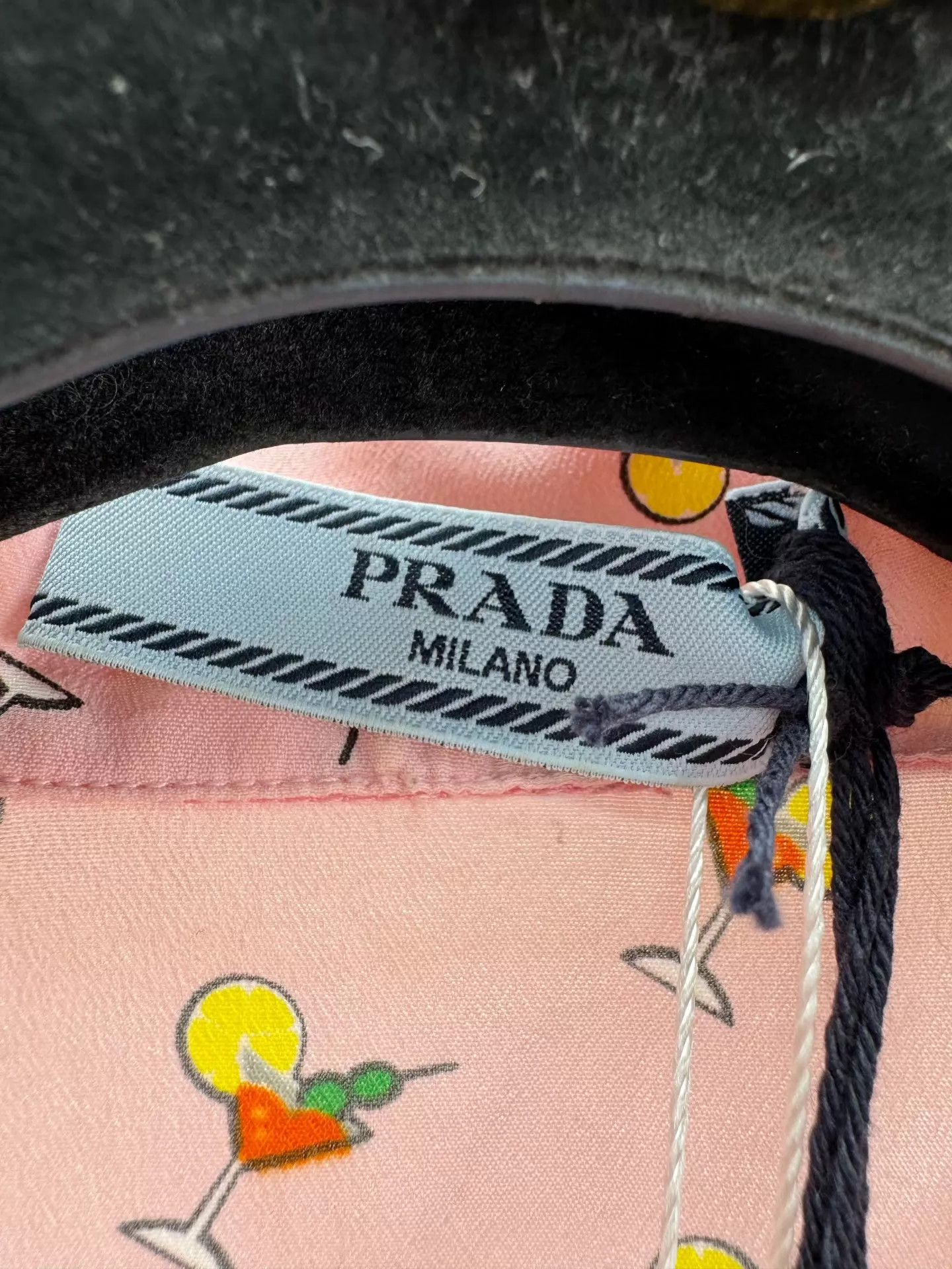 Prada Prada New With Tags Button-Up Shirt Size 44 Size M / US 6-8 / IT 42-44 - 4 Thumbnail