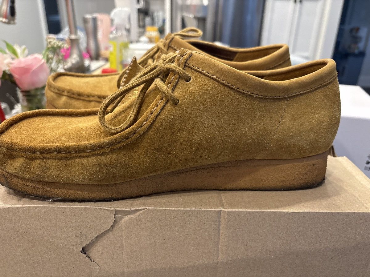 Clarks Clarks Originals Wallabee – Oak Harry Suede – Size 12 Size US 12 / EU 45 - 4 Thumbnail