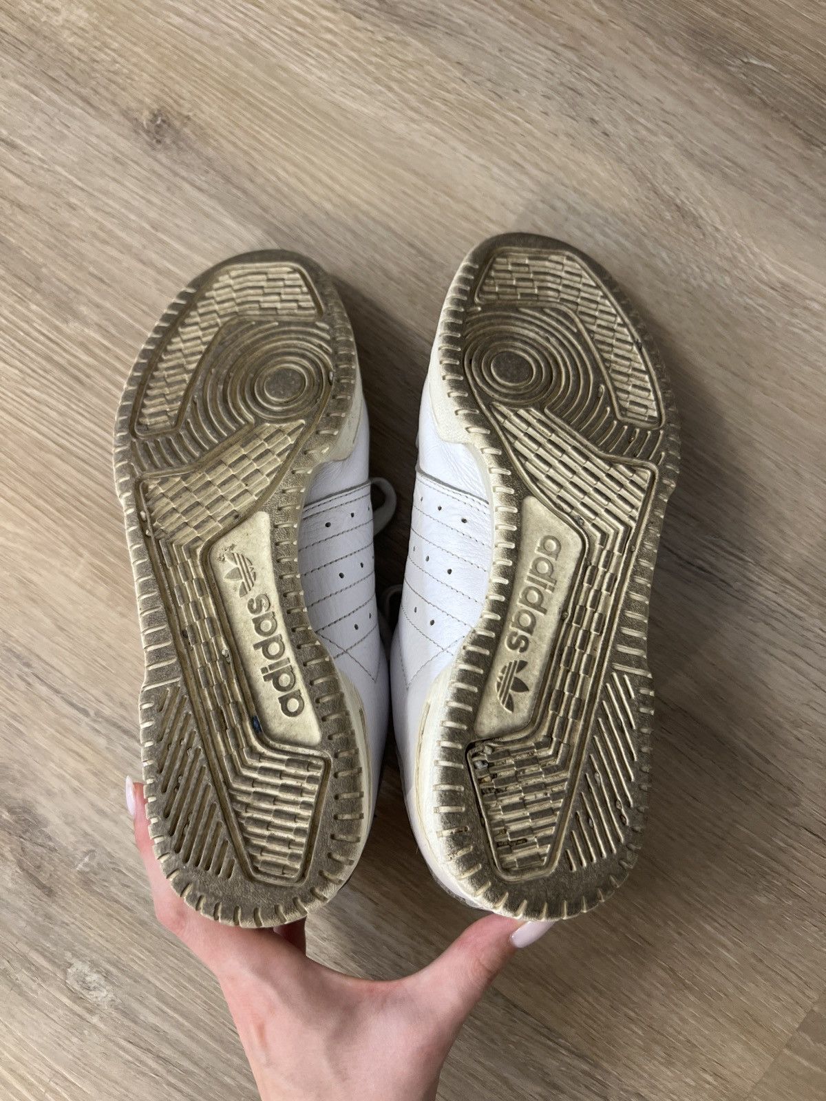 Adidas × Kith Adidas Originals Powerphase Size US 7 / EU 40 - 4 Thumbnail