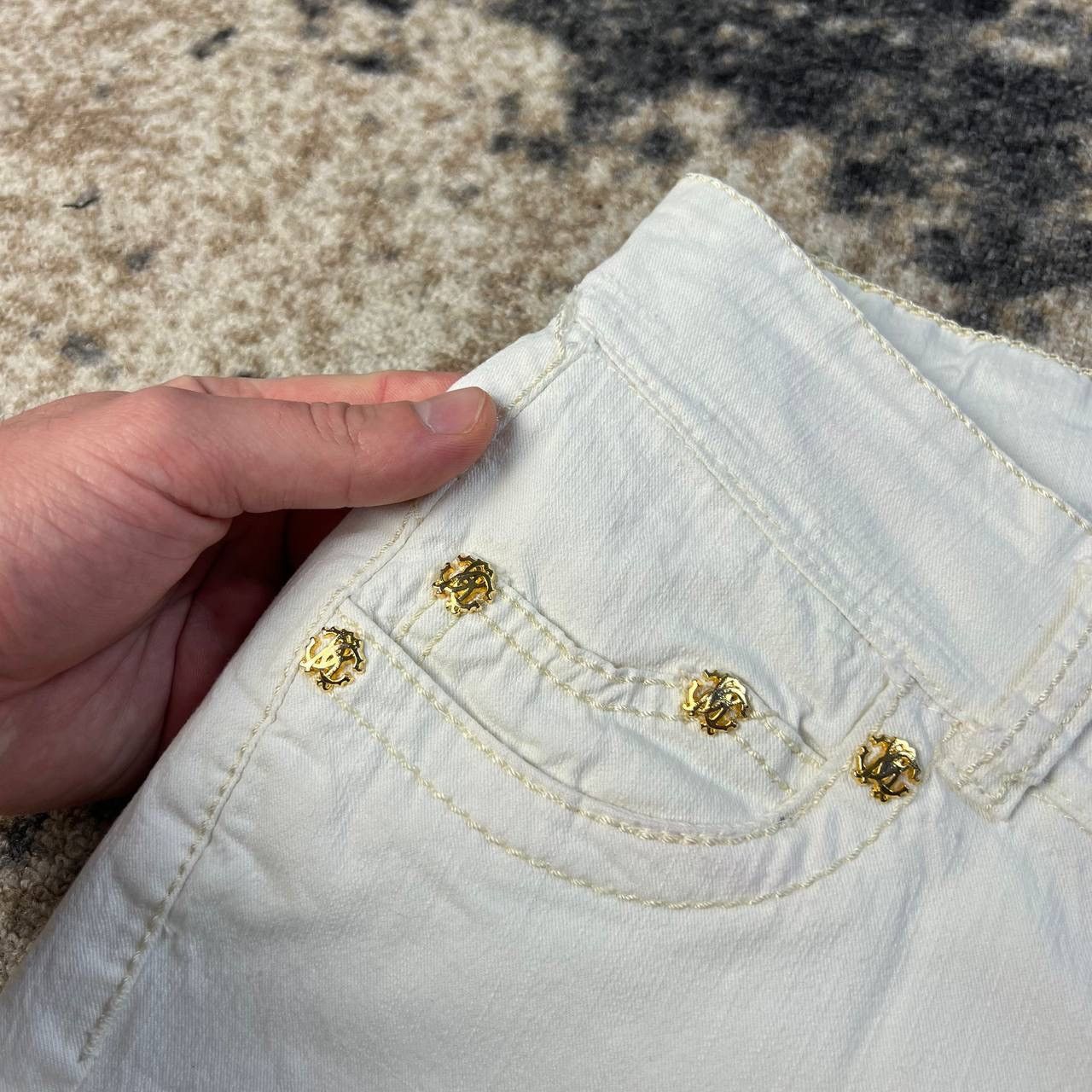 Roberto Cavalli Roberto Cavalli Vintage Y2K Metal Logo Chino Pants Size 26" / US 2 / IT 38 - 7 Thumbnail