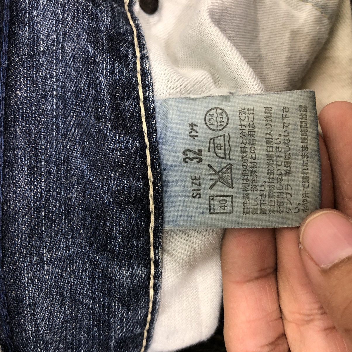 Levi's 🔥Vintage Distressed Denim Levi’s Lot 203 USA Size US 34 / EU 50 - 15 Thumbnail