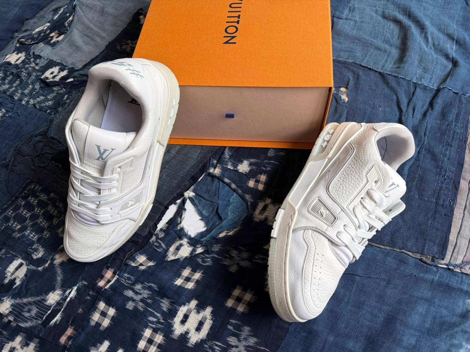 Louis Vuitton LV TRAINER White Cement US8 With Box Excellent Size US 8 / EU 41 - 1 Thumbnail