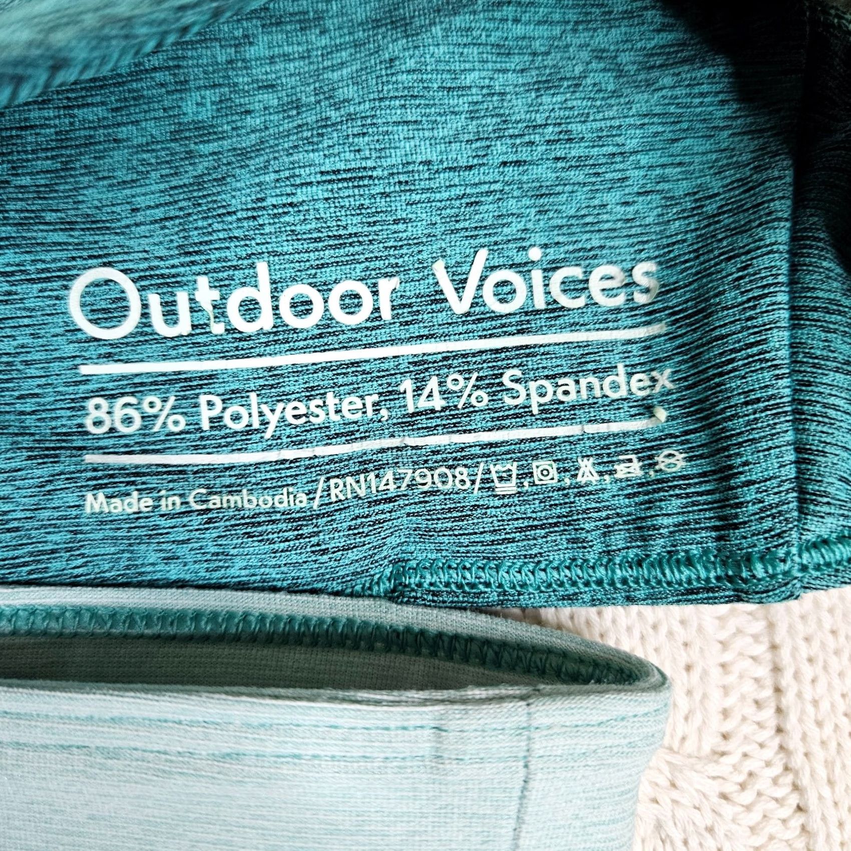 Outdoor Voices Outdoor voice Cropped Tank Womens XS Green Round Neck Sleeveless Irregular? (adjusted) Size XS / US 0-2 / IT 36-38 - 4 Thumbnail