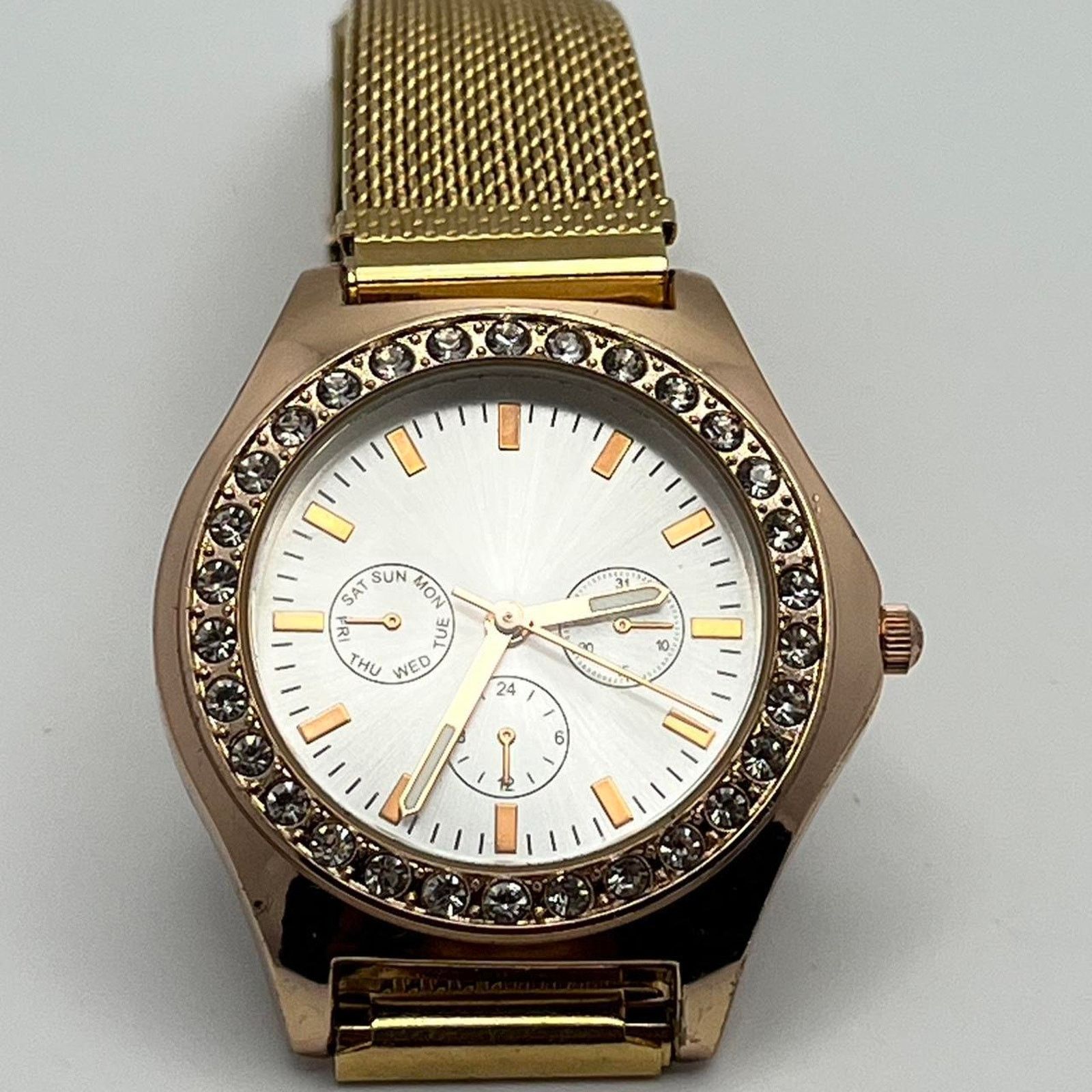 Other 90s Gold Men's Watch Size ONE SIZE - 2 Thumbnail