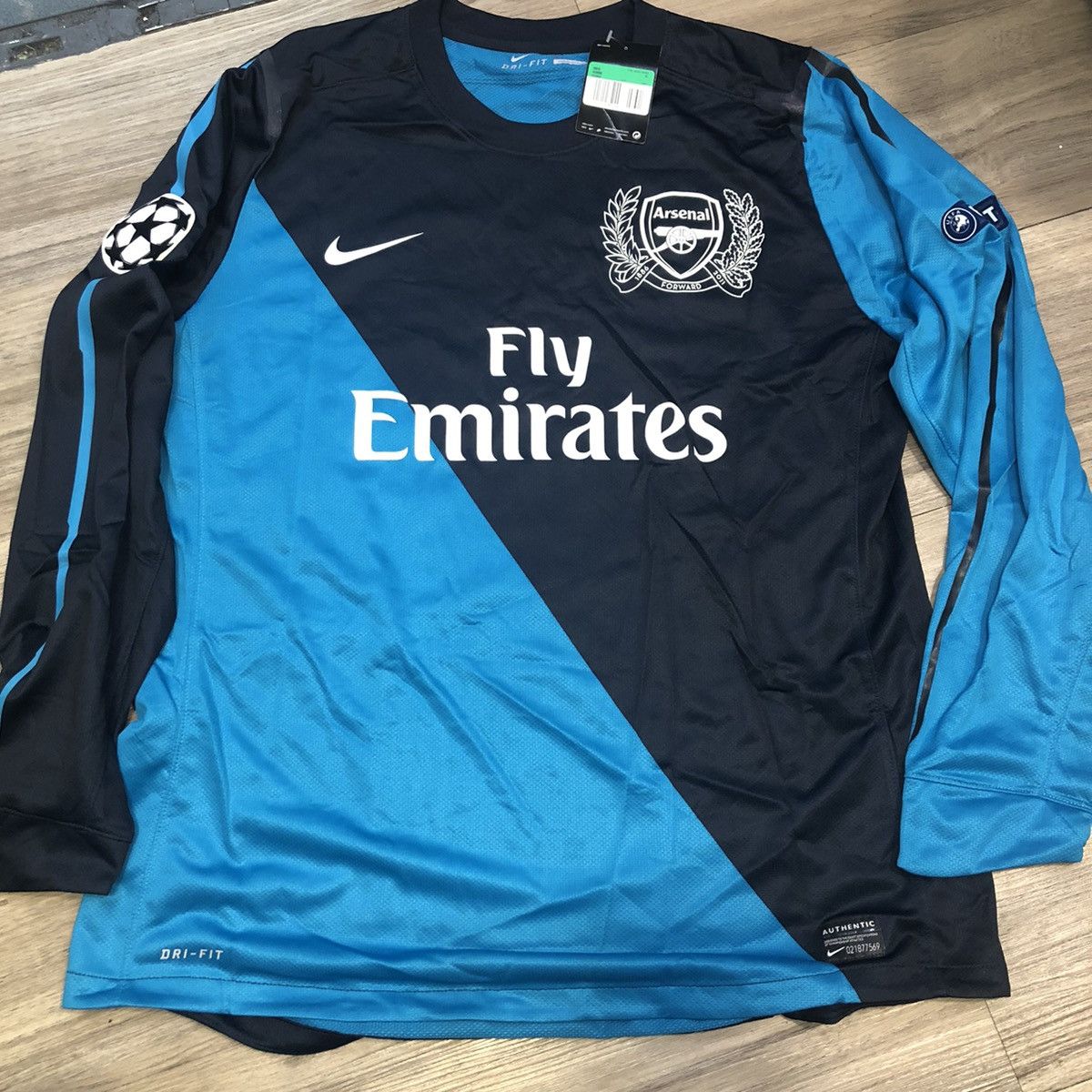 image of Nike x Soccer Jersey Arsenal 11/12 Player Issue Longsleeves Away 29 Chamakh( in Black (Size XL)