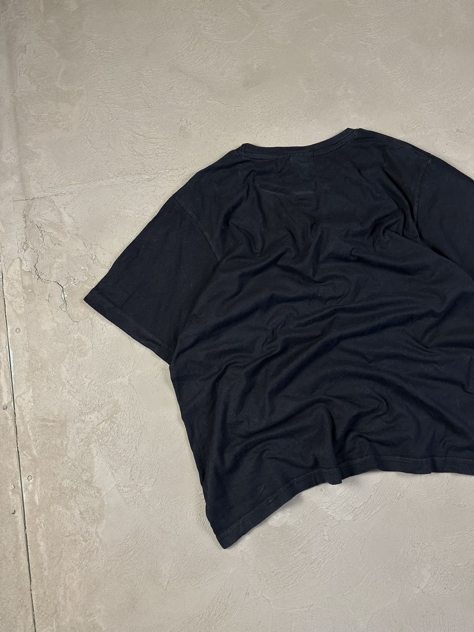 Nike Vintage Y2k Nike Swoosh Circle Logo T-shirt 00s Size US XL / EU 56 / 4 - 10 Thumbnail