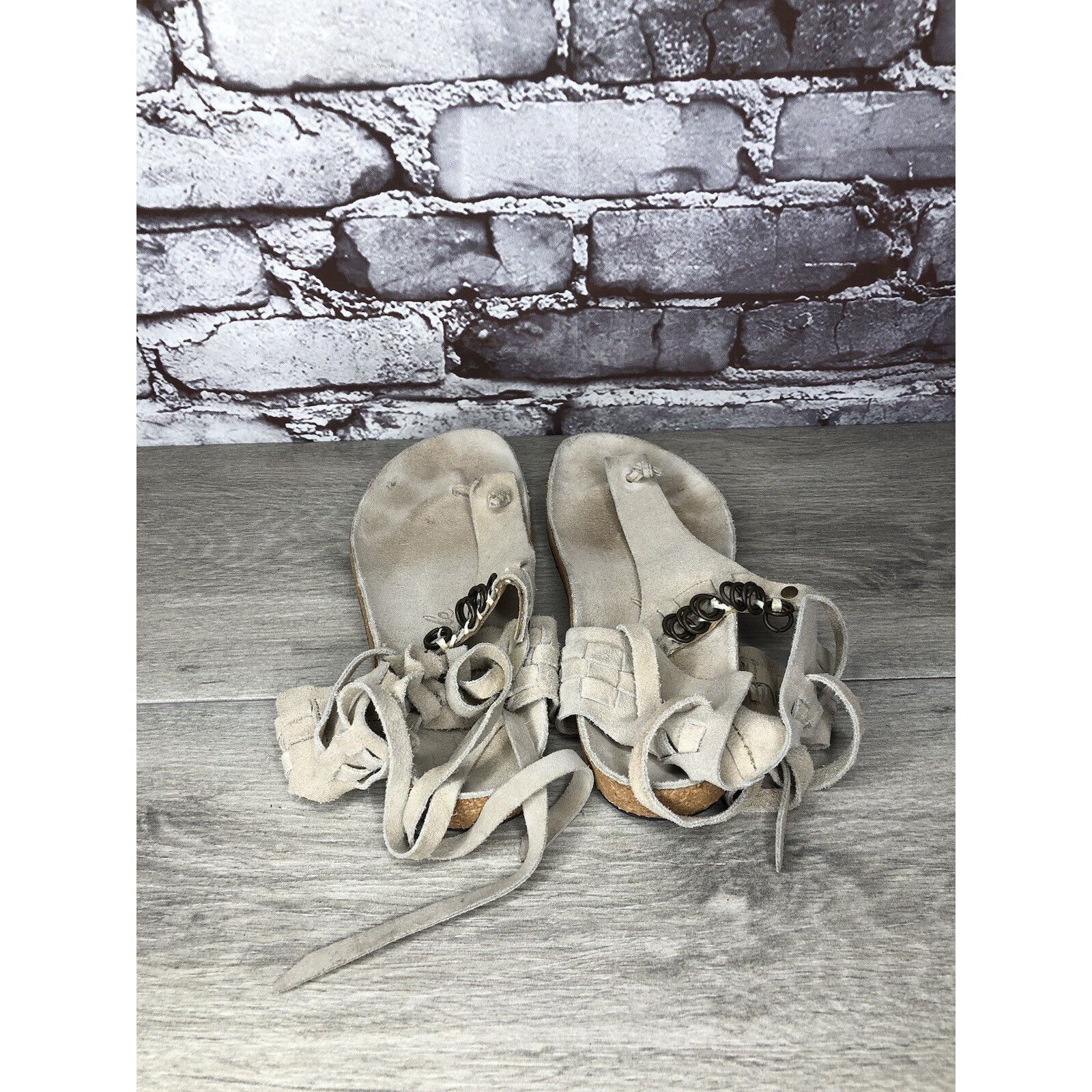 Free People Free People Grey Suede Leather Collins Thong Chain Strappy S Size US 6 / IT 36 - 18 Thumbnail