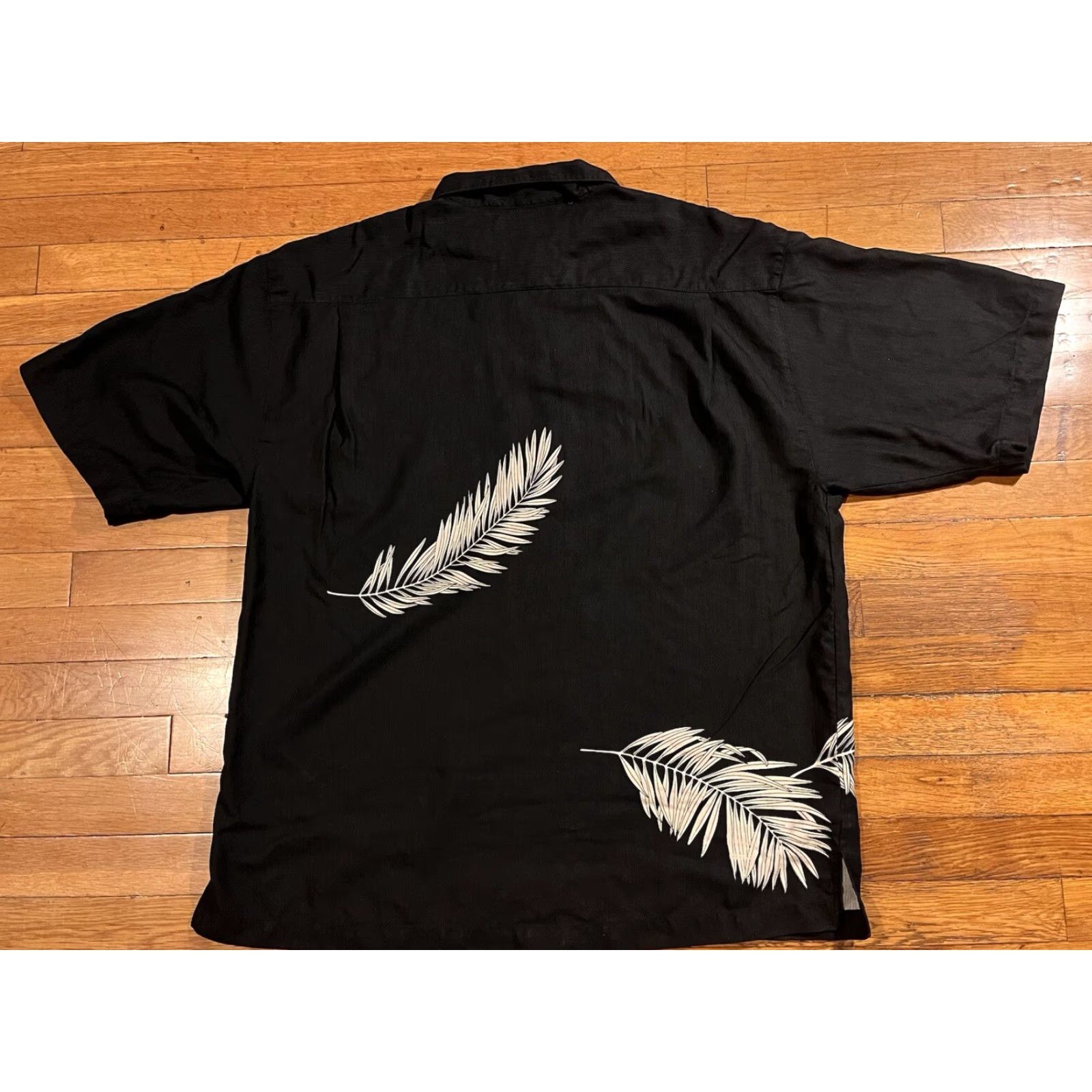 Tommy Bahama Tommy Bahama Shirt Men’s Extra Large XL Black Palm Frond Silk Hawaiian Button-Up Short Sleeve Floral Beach Tropical Vintage No Size US XL / EU 56 / 4 - 7 Thumbnail