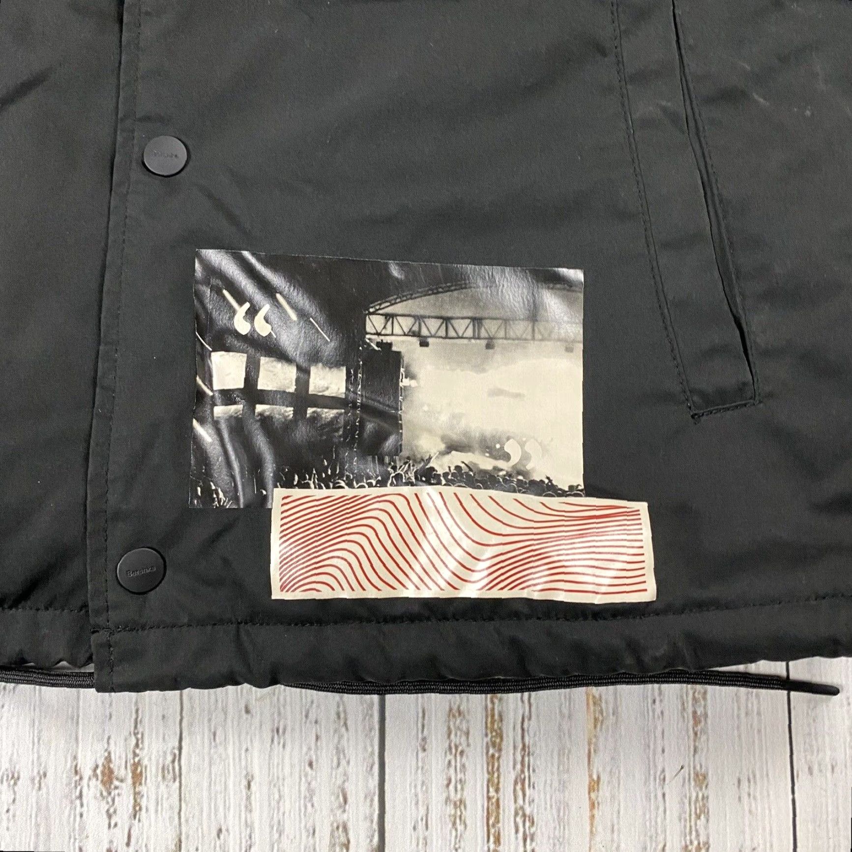 Bershka Bershka Jacket Windbreaker Black | Bomber Jacket | Lined | Size S | Men | Regular | Cotton/Polyester | Mid-Length | 200+ characters? Size US S / EU 44-46 / 1 - 4 Thumbnail