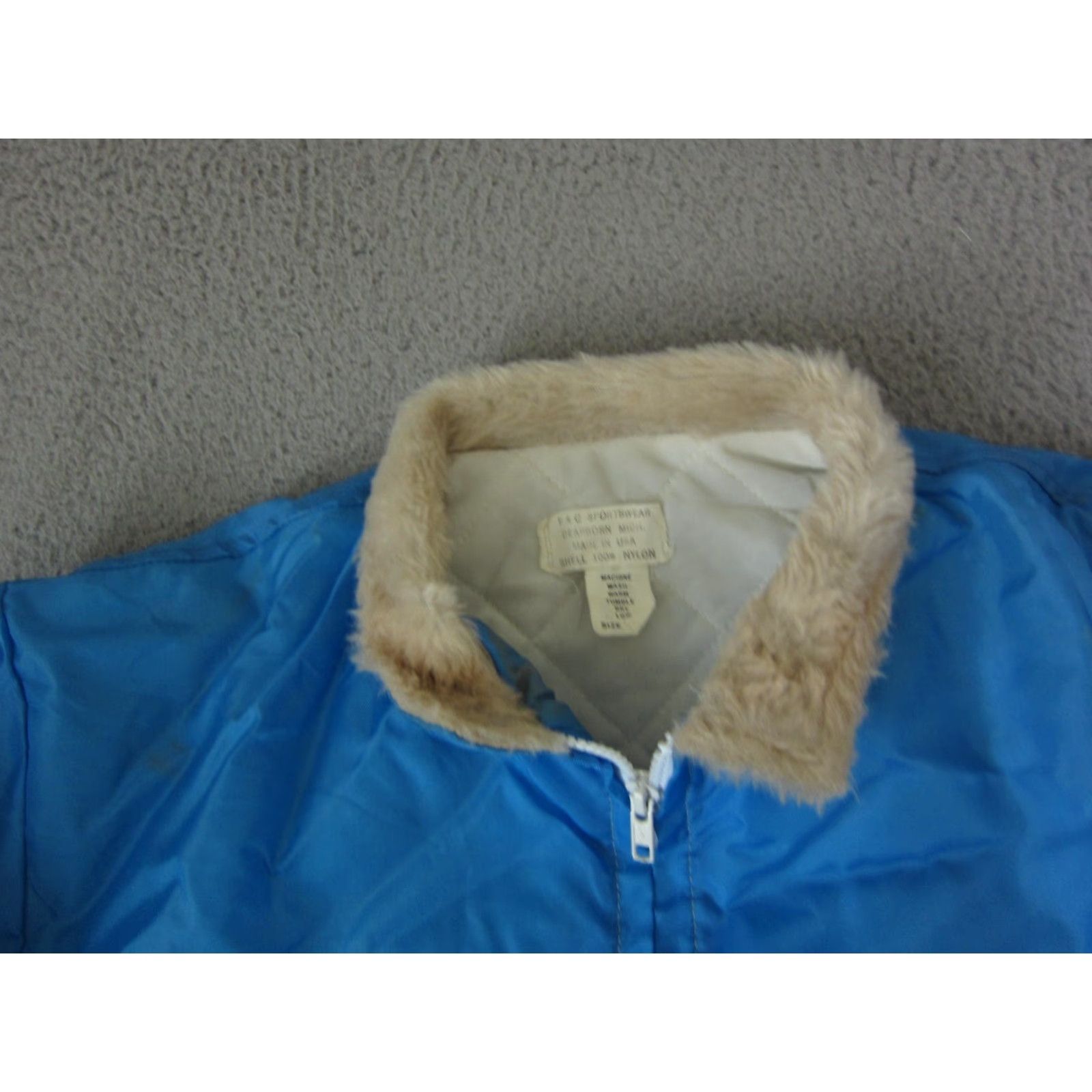 Vintage VINTAGE Sportswear Jacket Mens L Blue Satin Bomber 90s Nylon Quilted Sherpa Satin Bomber Jacket Mens L Blue Satin 90s USA Size US L / EU 52-54 / 3 - 5 Thumbnail
