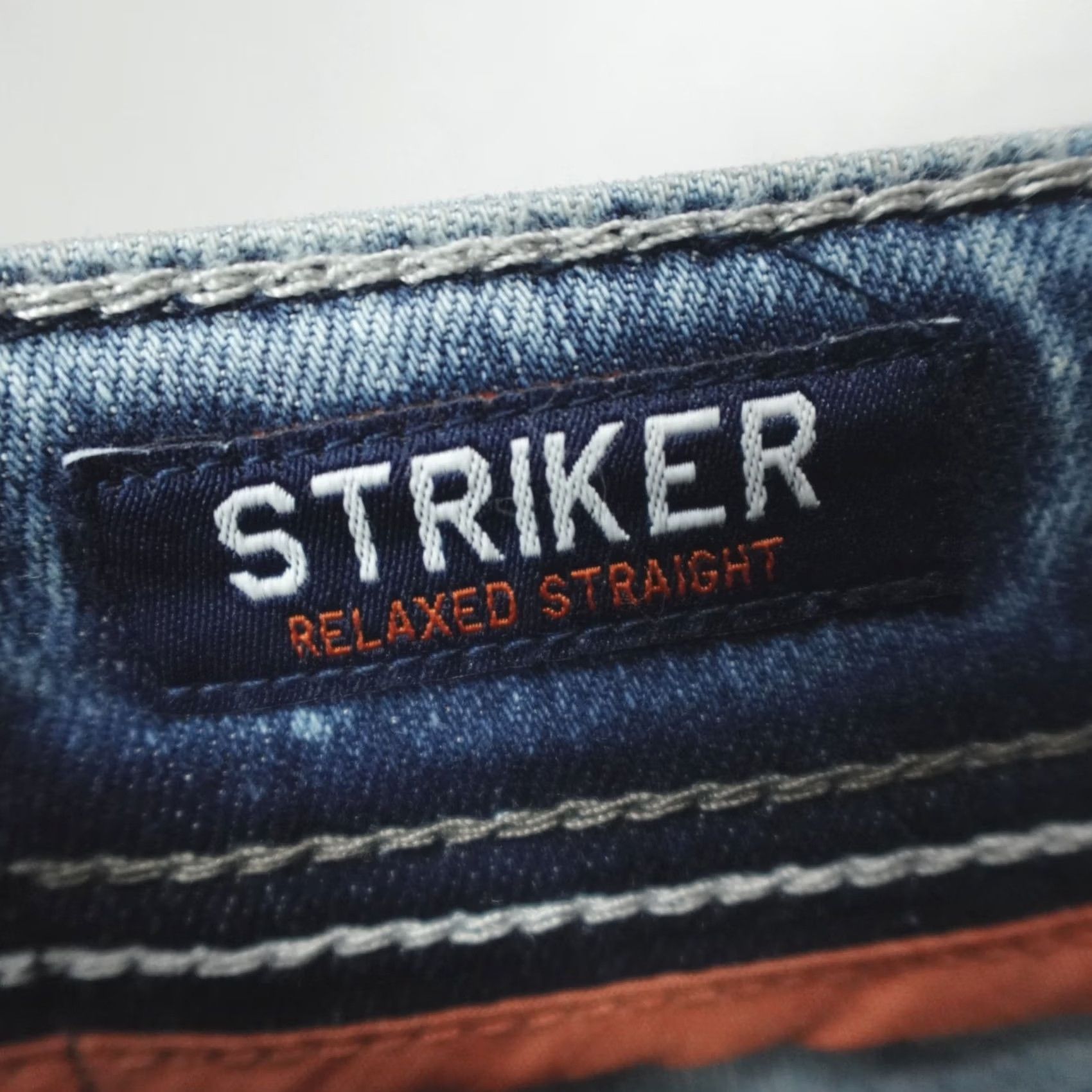 Vintage VINTAGE American Fighter Jeans Relaxed Straight Men’s Size 27x32 Striker Void Cairo-R Blue Denim 5-Pocket Mens Straight 90s Theme Size US 27 - 5 Thumbnail