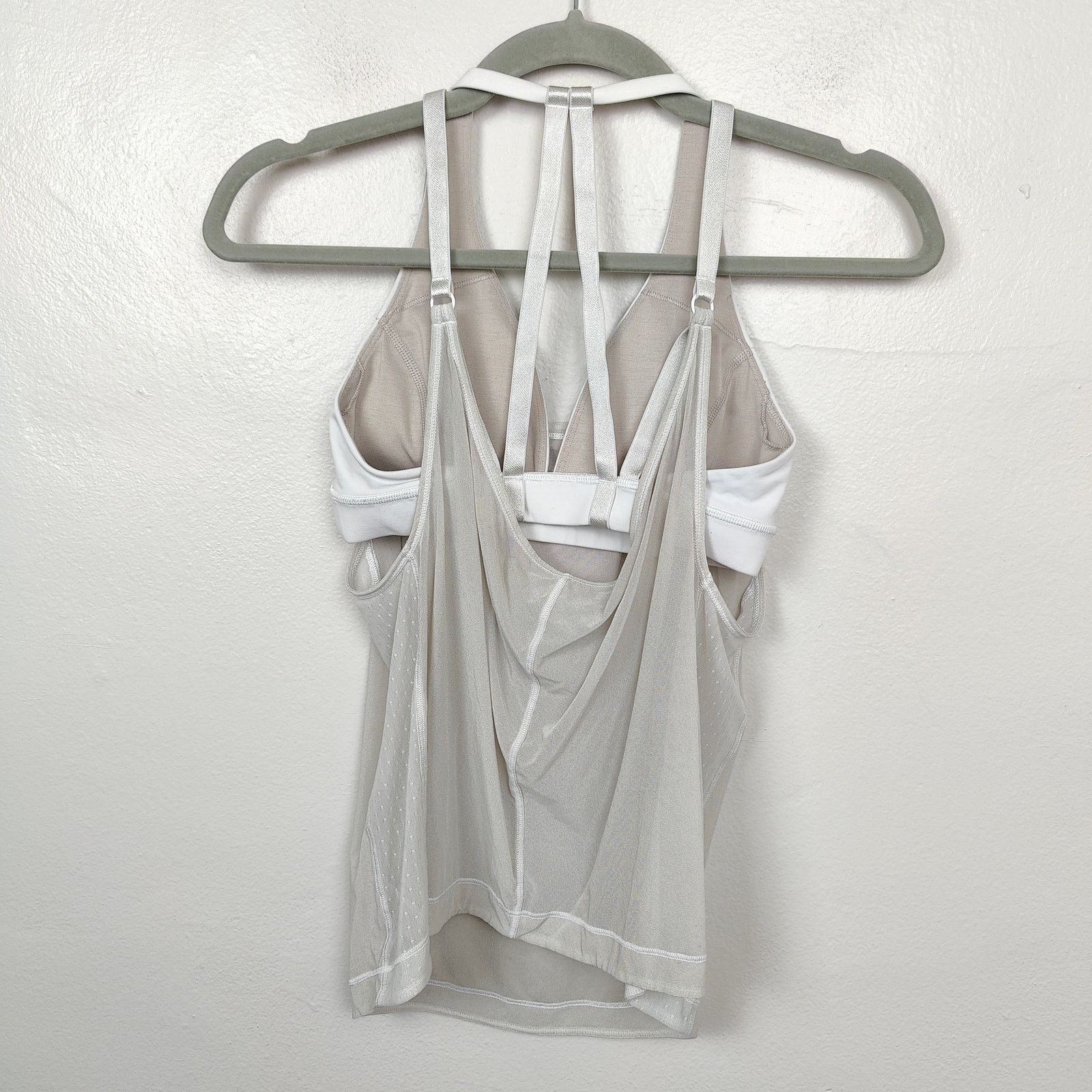 Lululemon Lululemon Revitalize Bra Tank Top White Gray Mesh Sheer Size XS / US 0-2 / IT 36-38 - 3 Thumbnail