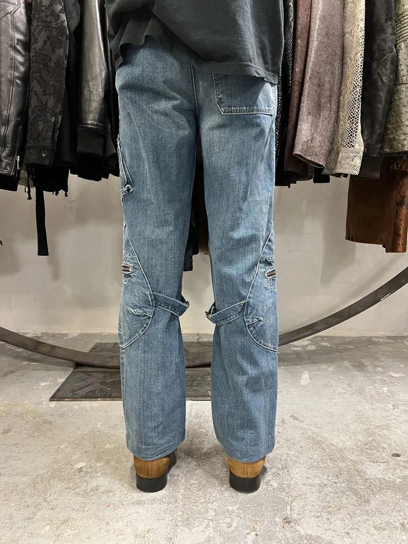 Armani × Vintage 2000s Armani Cargo Bondage Denim Jeans Size US 30 / EU 46 - 4 Thumbnail
