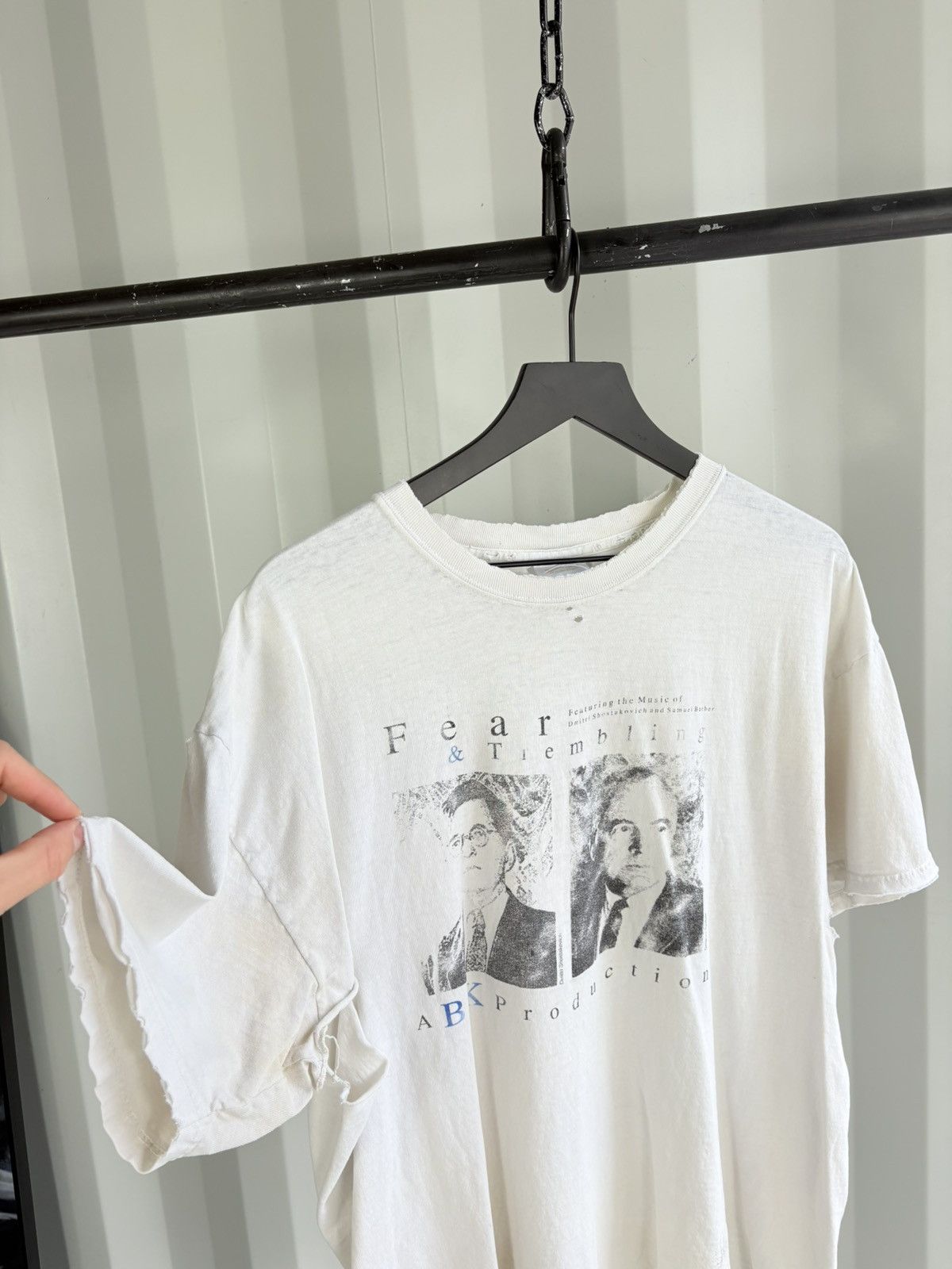 Vintage Thrashed Fear Trembling Faded Distressed Shirt ERD GRUNGE Size US XL / EU 56 / 4 - 7 Thumbnail