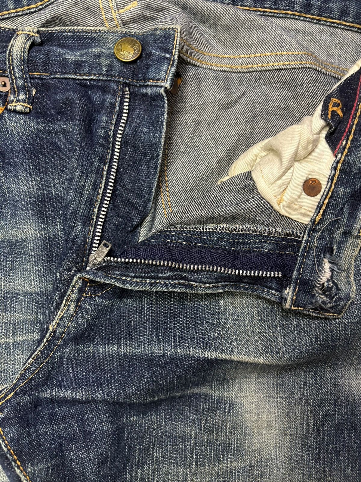 45rpm Vintage Japanese 45 rpm Mud Wash Distressed Jeans Size US 30 / EU 46 - 9 Thumbnail