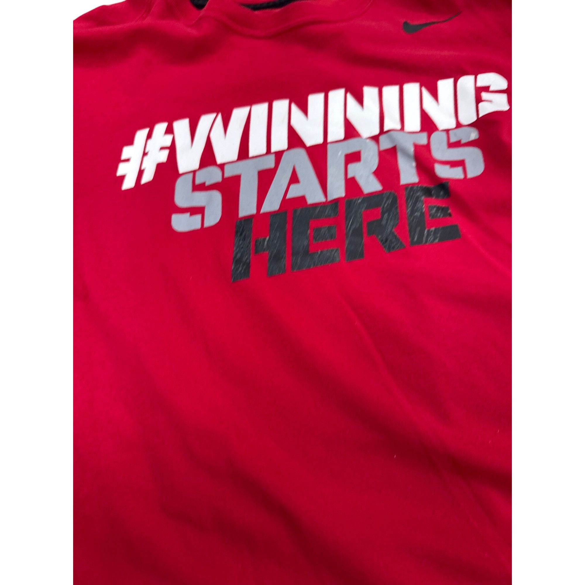 Nike Nike Dri-Fit Red T-Shirt With #Winning Starts Here Graphic M Size US M / EU 48-50 / 2 - 3 Thumbnail