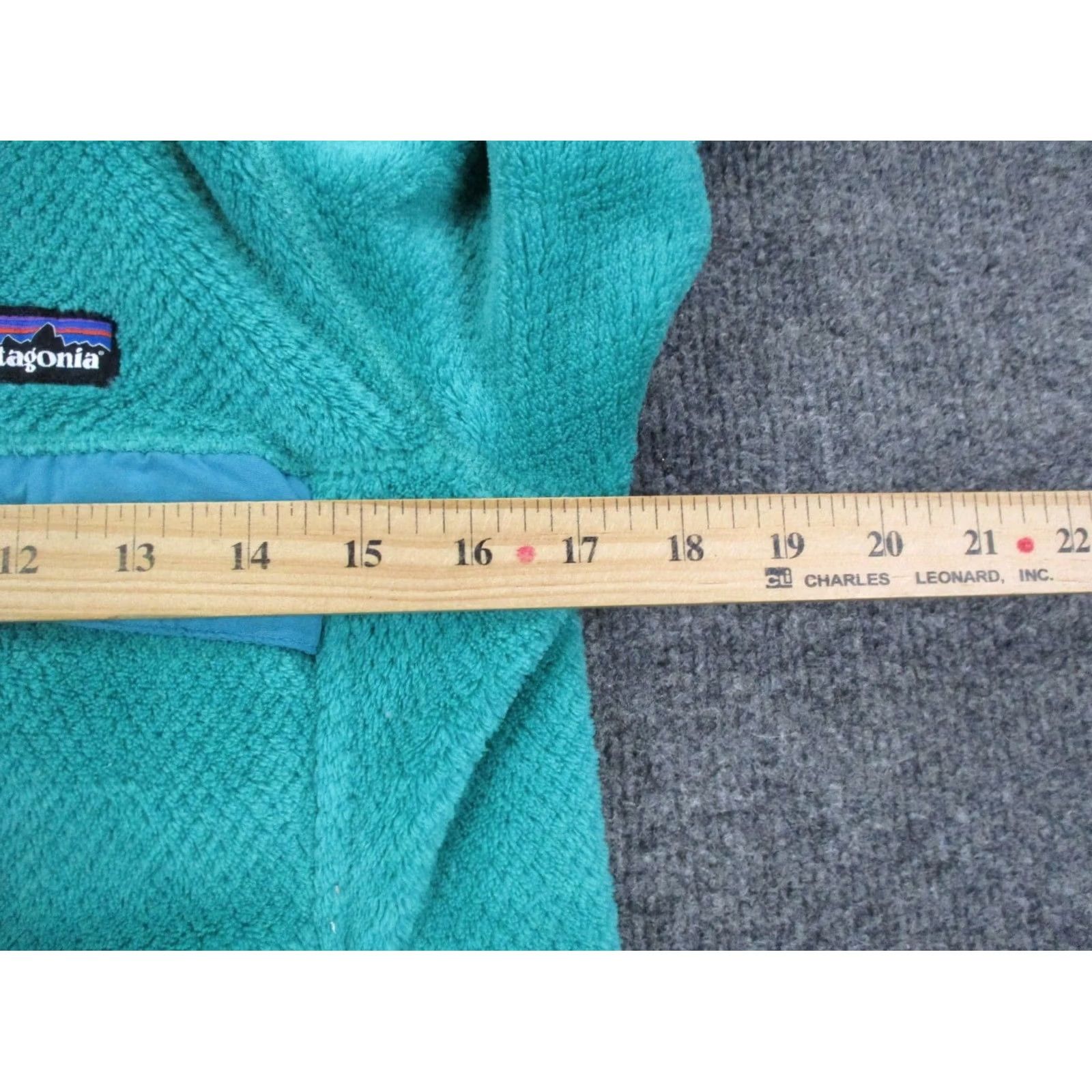 Patagonia Patagonia Jacket Womens S Blue Snap Windbreaker Outdoor Hiking 90s? (adjust to original) Size S / US 4 / IT 40 - 5 Thumbnail