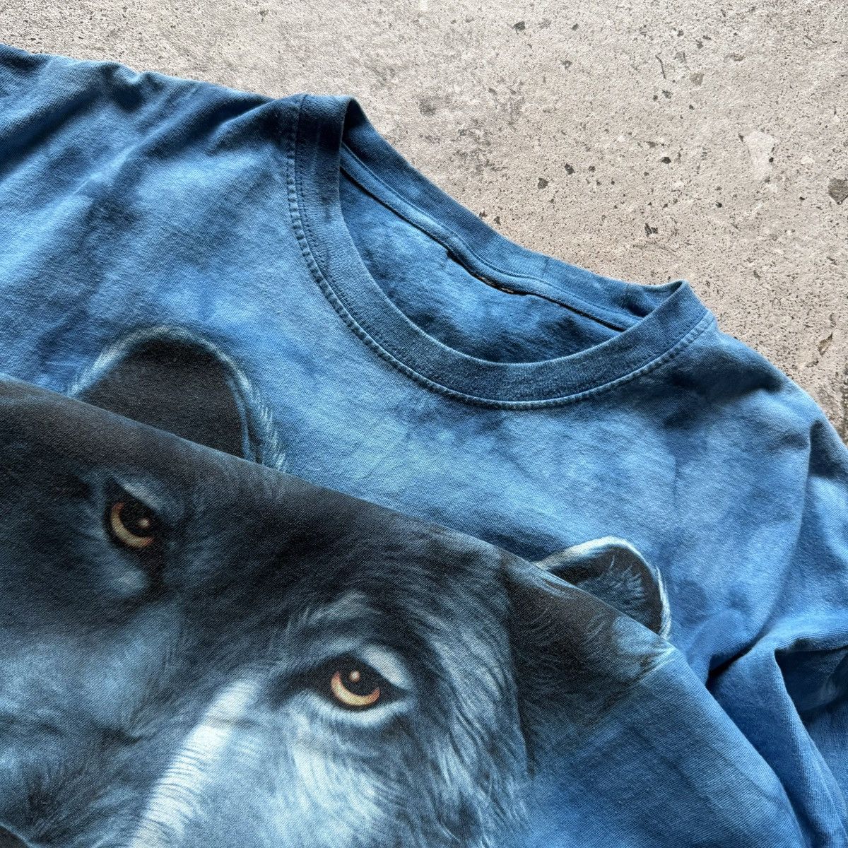 Other Wild Vintage Blue Tie Dye Wolf Animal Nature Print T-Shirt Size US XL / EU 56 / 4 - 3 Thumbnail