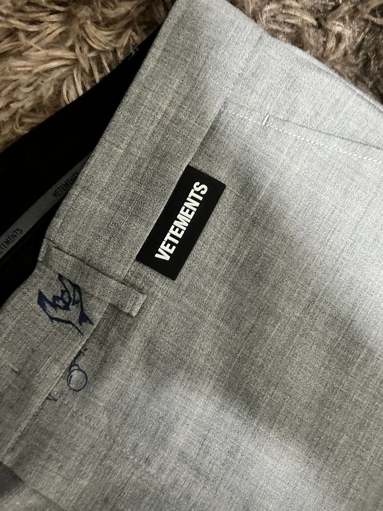 Vetements Vetements size m 22AW ballpoint hand-painted graffiti pant Size US 28 / EU 44 - 3 Thumbnail