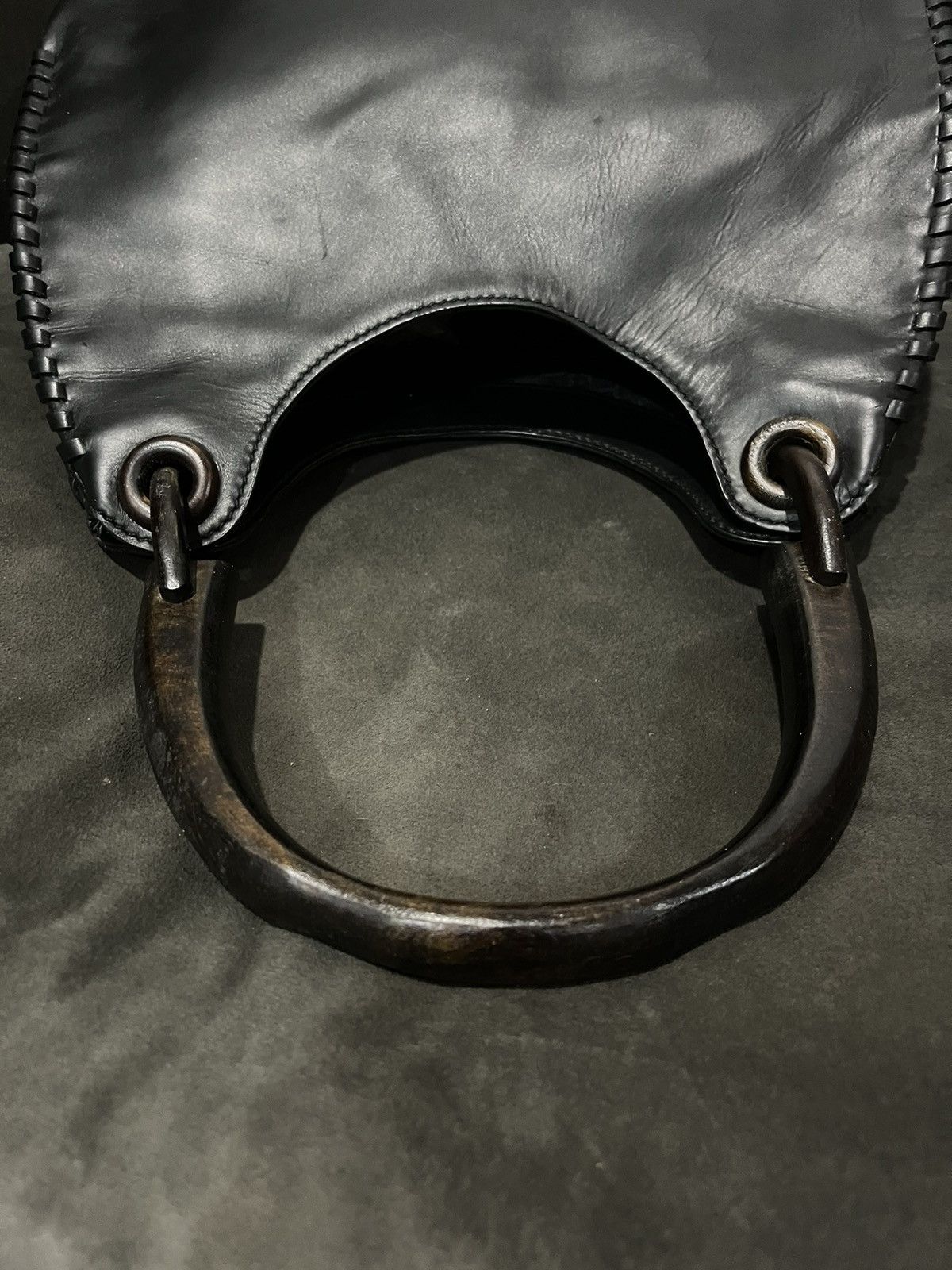 Gucci Authentic Gucci Black Leather Whipstitch Hobo Bag Size ONE SIZE - 9 Thumbnail