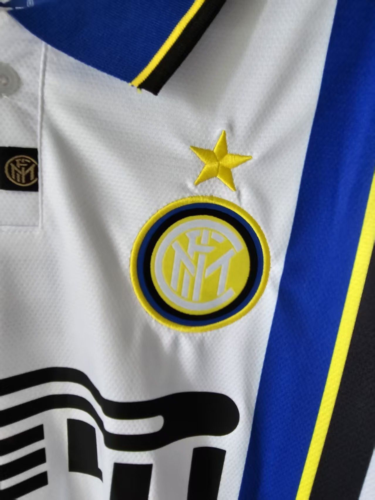 Other 1997 1998 Inter Milan Jersey White Size US XL / EU 56 / 4 - 3 Thumbnail