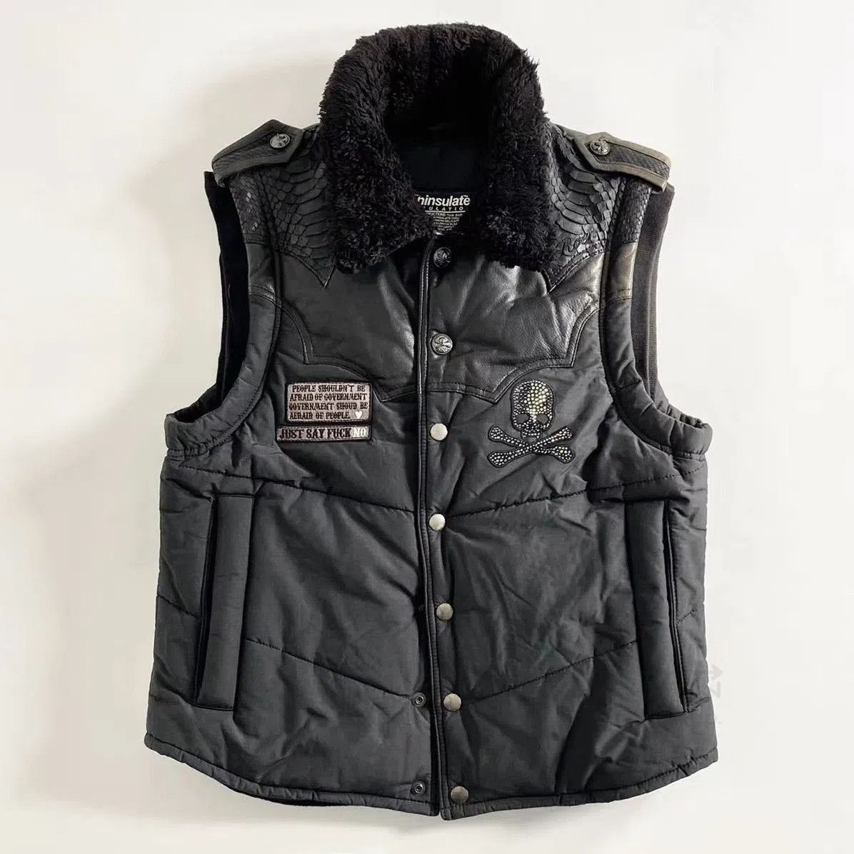 Roen Black Quilted Vest w/Faux Fur Collar & Skull Design. Size US M / EU 48-50 / 2 - 1 Thumbnail