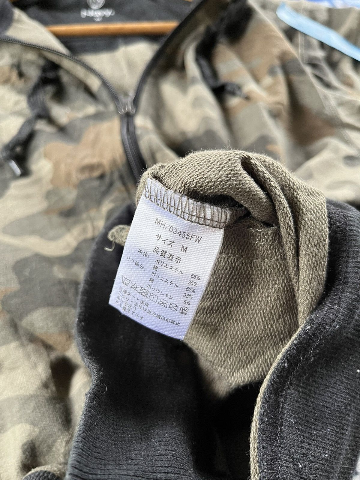 Japanese Brand 💥Camo Navy Zipper Hoodie Size US M / EU 48-50 / 2 - 3 Thumbnail