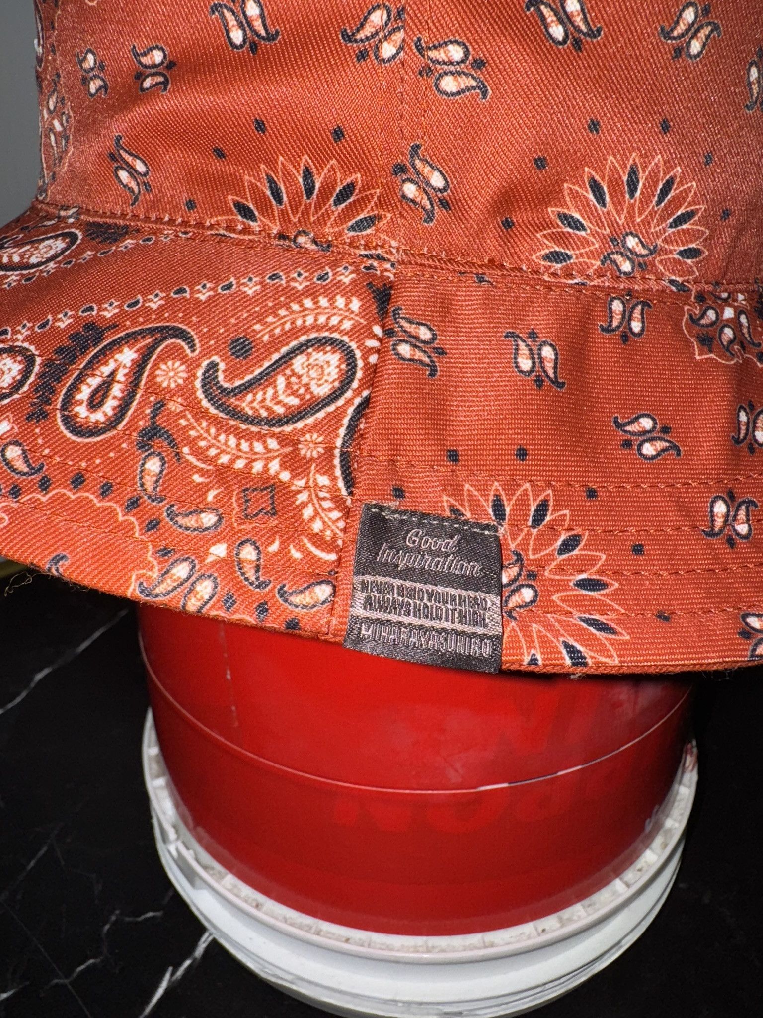 Beauty Beast × Japanese Brand × Maison MIHARA YASUHIRO Limited Miharayasuhiro x GU Paisley Reversible Bucket Hat Size ONE SIZE - 2 Thumbnail