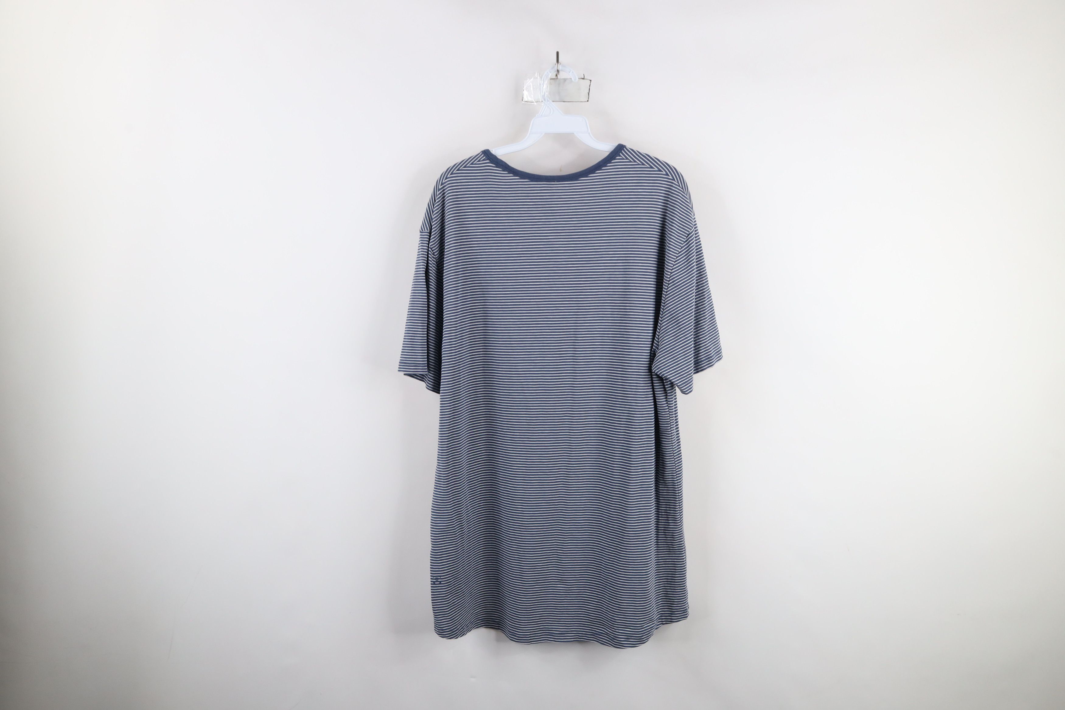Lululemon × Vintage Lululemon 5 Year Basic Short Sleeve T-Shirt Blue White Size US XL / EU 56 / 4 - 7 Thumbnail