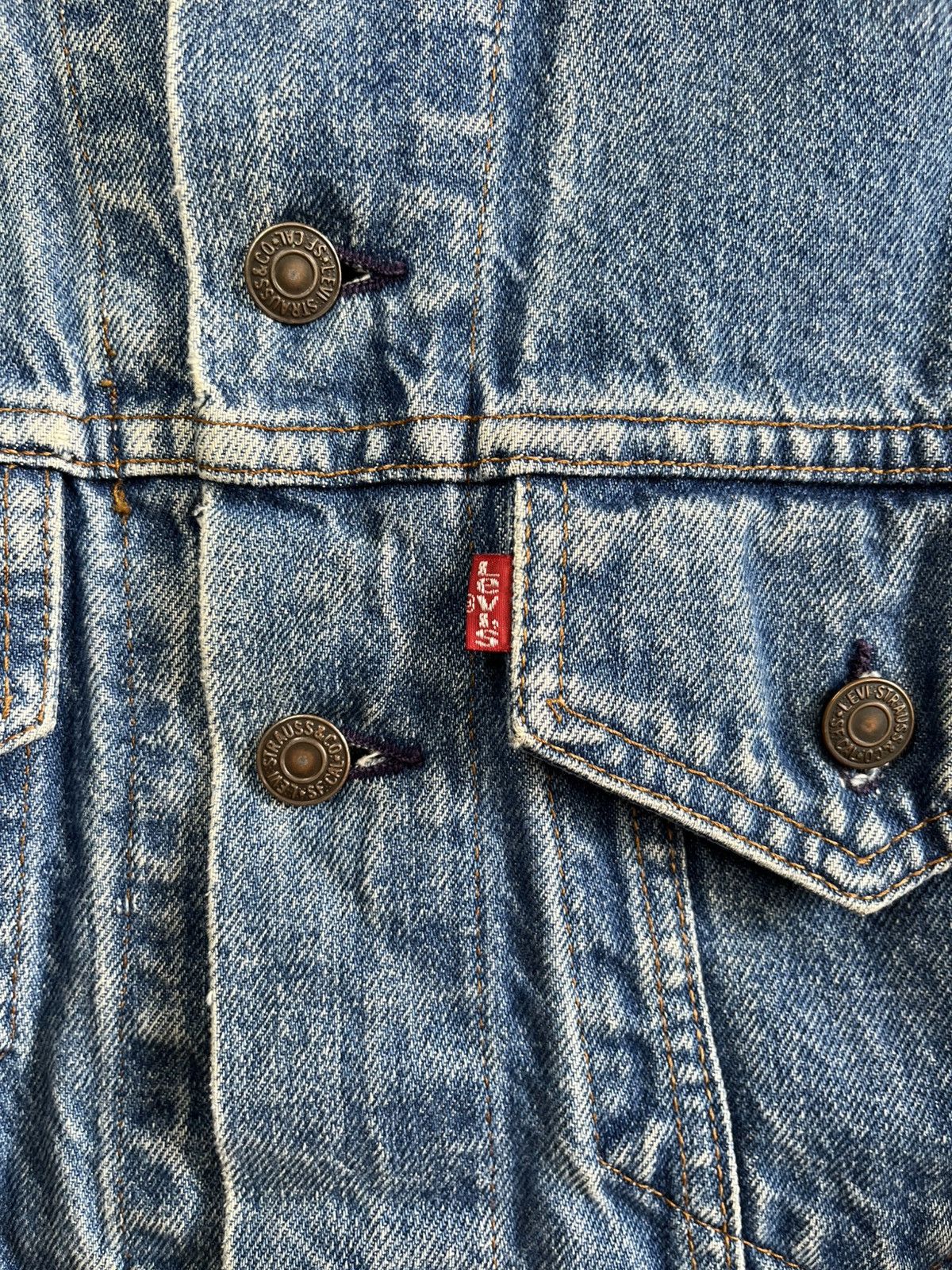 Levi's Vintage Levi's Denim Blue Jean Trucker Jacket Made in USA Size US S / EU 44-46 / 1 - 6 Thumbnail