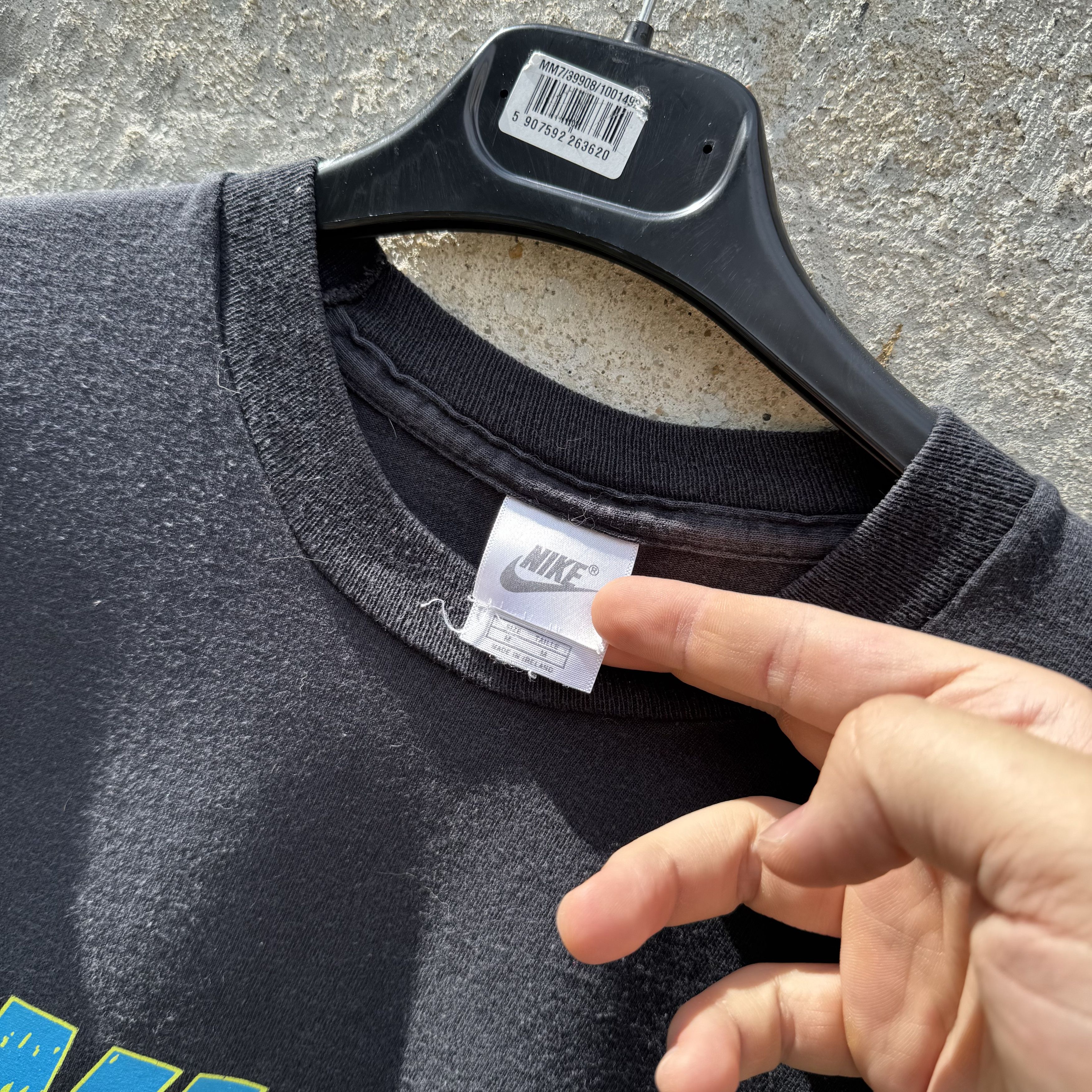 Nike 90s Nike Silver tag era black single stitch logo washed tee Size US M / EU 48-50 / 2 - 8 Thumbnail