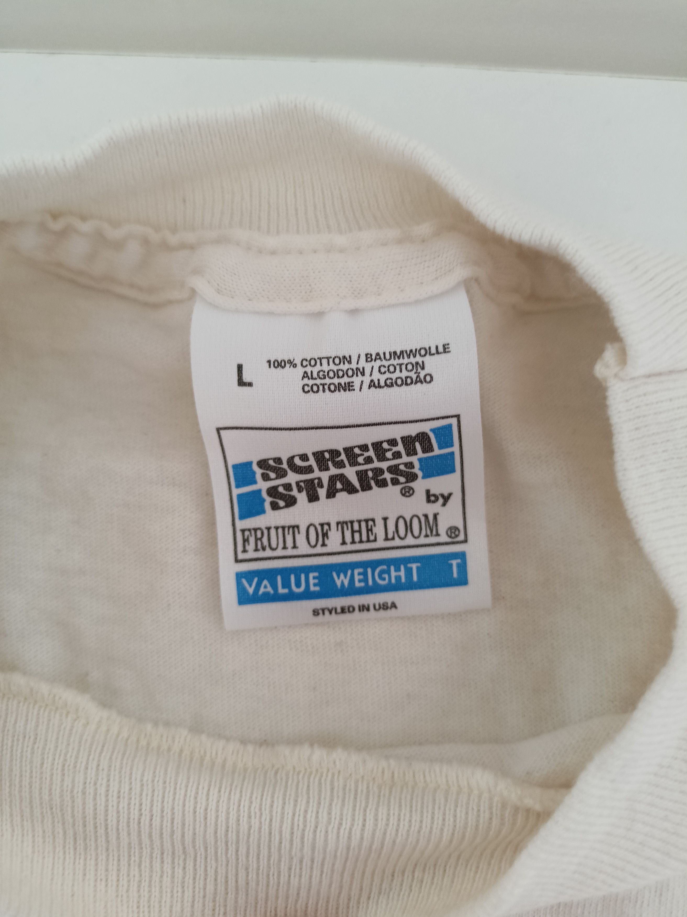 Fruit Of The Loom Vintage single stitch Screen Stars tee Size US L / EU 52-54 / 3 - 7 Thumbnail