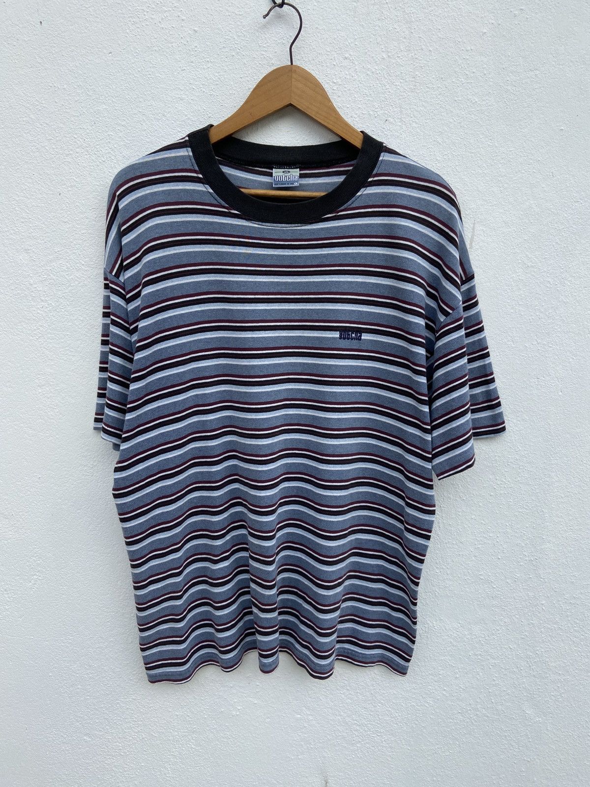Gotcha Vintage 90s Vintage Gotcha t shirt stripes Size US L / EU 52-54 / 3 - 2 Thumbnail